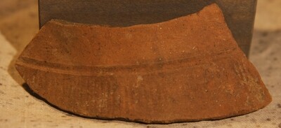 JUST ADDED ON 1/15 - ANCIENT ROMAN EMPIRE / ARCHAEOLOGICAL DIG NEAR TOWCESTER, ENGLAND - A Fragment of Roman Pottery with Design - from an Archaeologist's Collection JUST ADDED ON 1/15 - ANCIENT ROMAN EMPIRE / ARCHAEOLOGICAL DIG NEAR TOWCESTER, ENGLAND - A Fragment of Roman Pottery with Design - from an Archaeologist's Collection