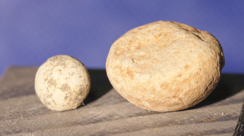 JUST ADDED ON 1/12 - GETTYSBURG / SOUTH CAROLINA CAMP / CHAMBERSBURG PIKE - Soldier Carved Round Ball & Buck Shot GR-CPSC13