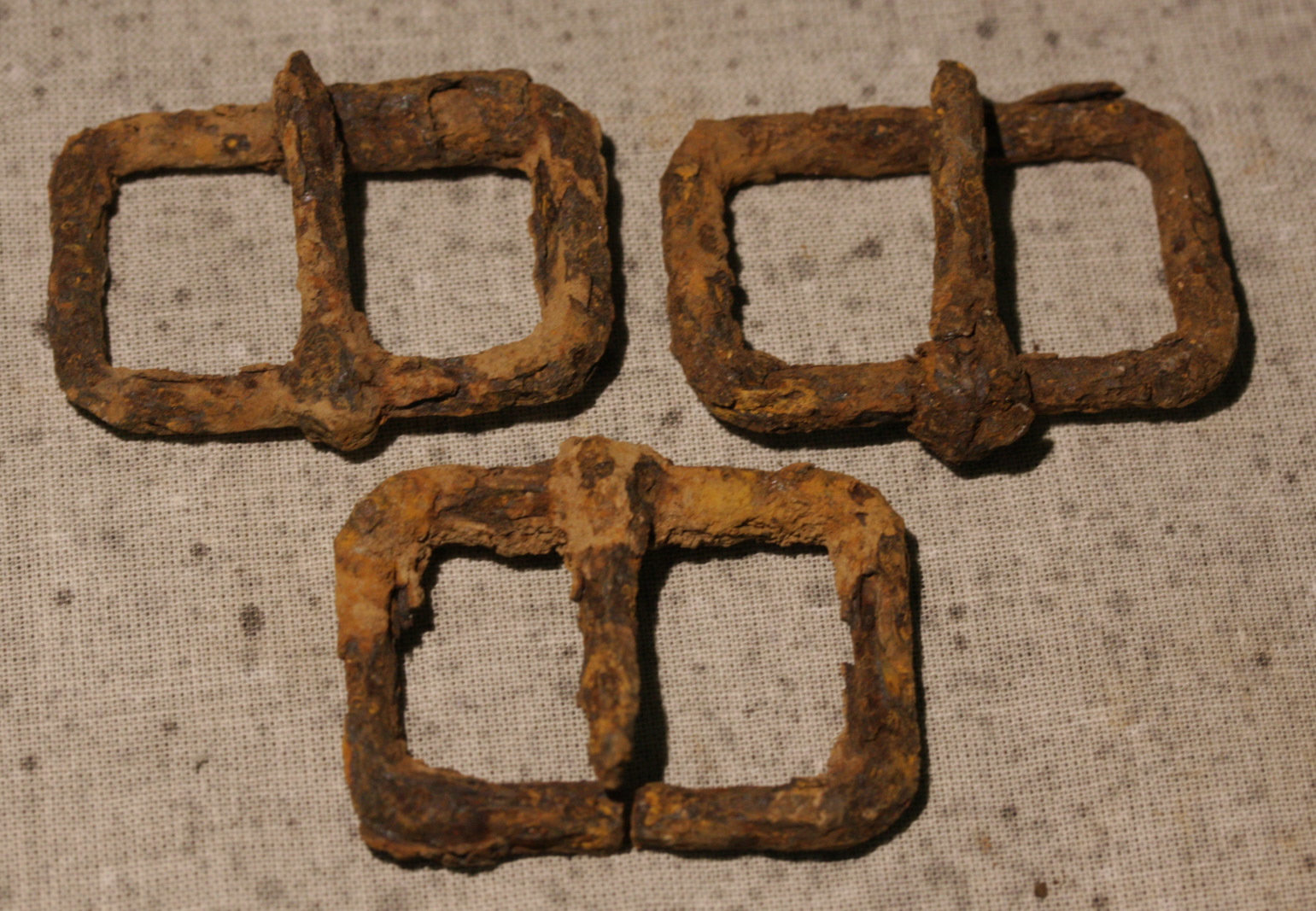 JUST ADDED ON 1/3 - CULPEPER, VIRGINIA - Three Roller Buckles WB-CLP09