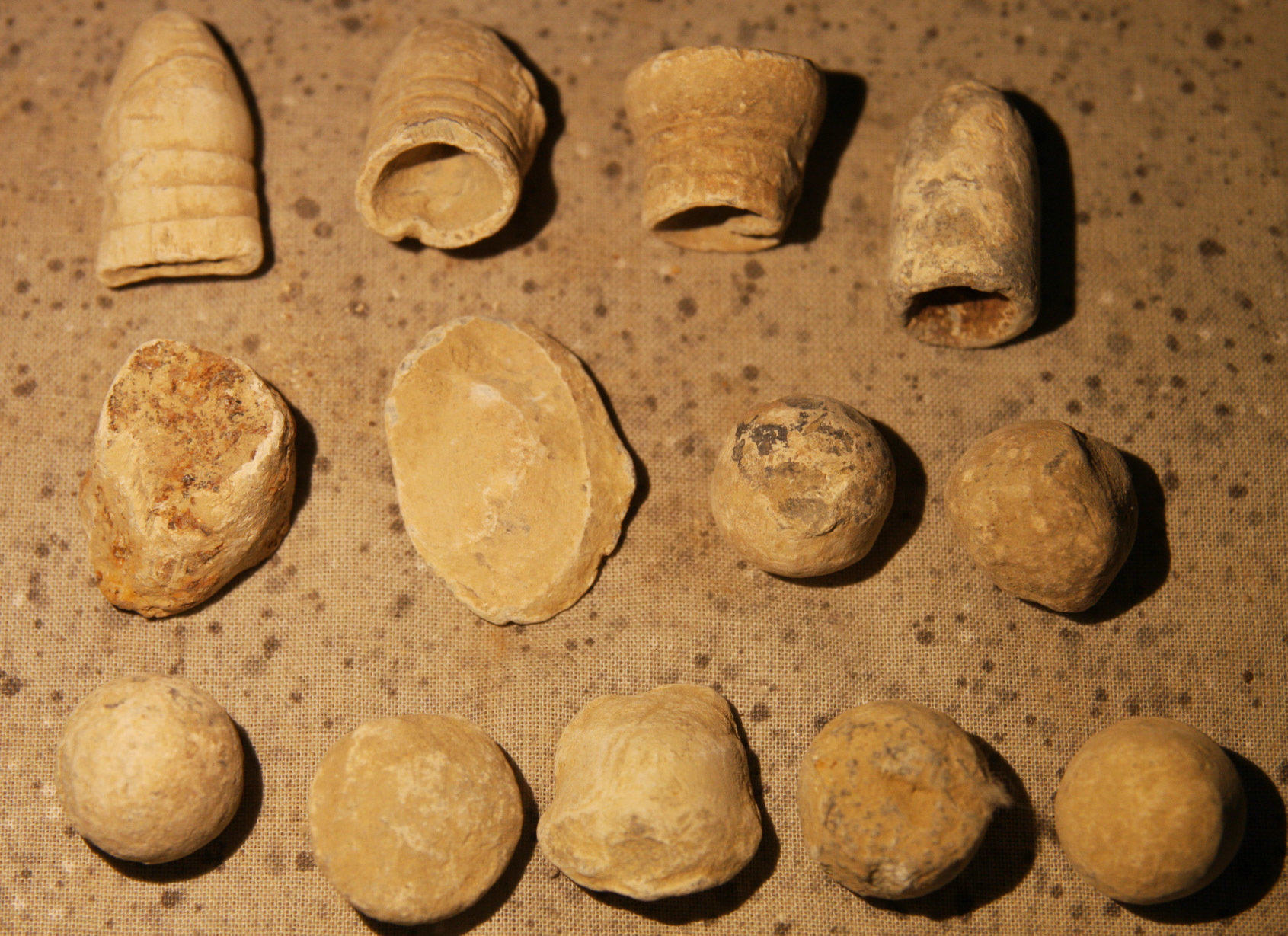 JUST ADDED ON 6/6 - THE BATTLE OF MALVERN HILL / AREA OF MAGRUDER'S ADVANCE - Bullet & Case Shot Group - Found in 1963 RG-MHL100