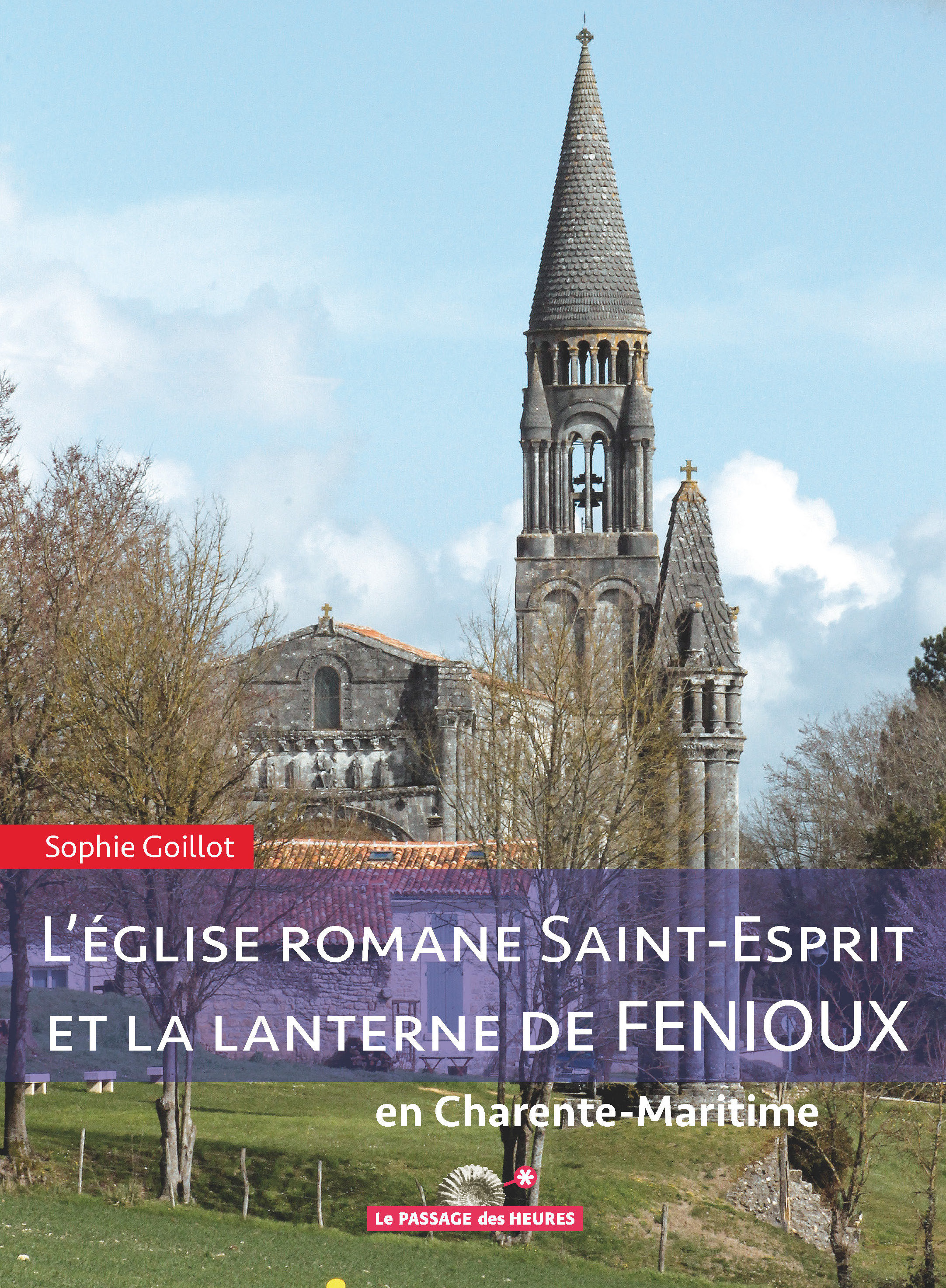 L’église romane Saint-Esprit et la lanterne de fenioux 00082