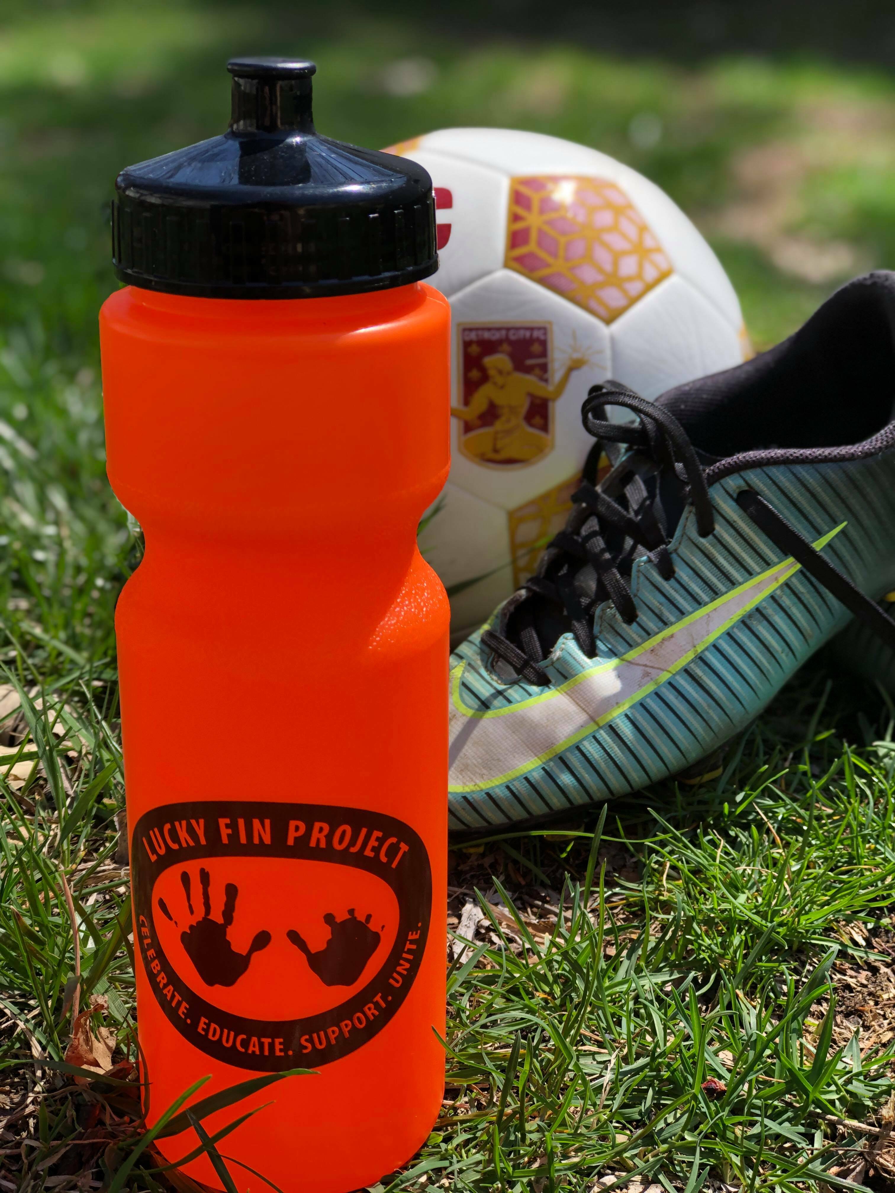 *NEW* 28 oz. Water Bottle