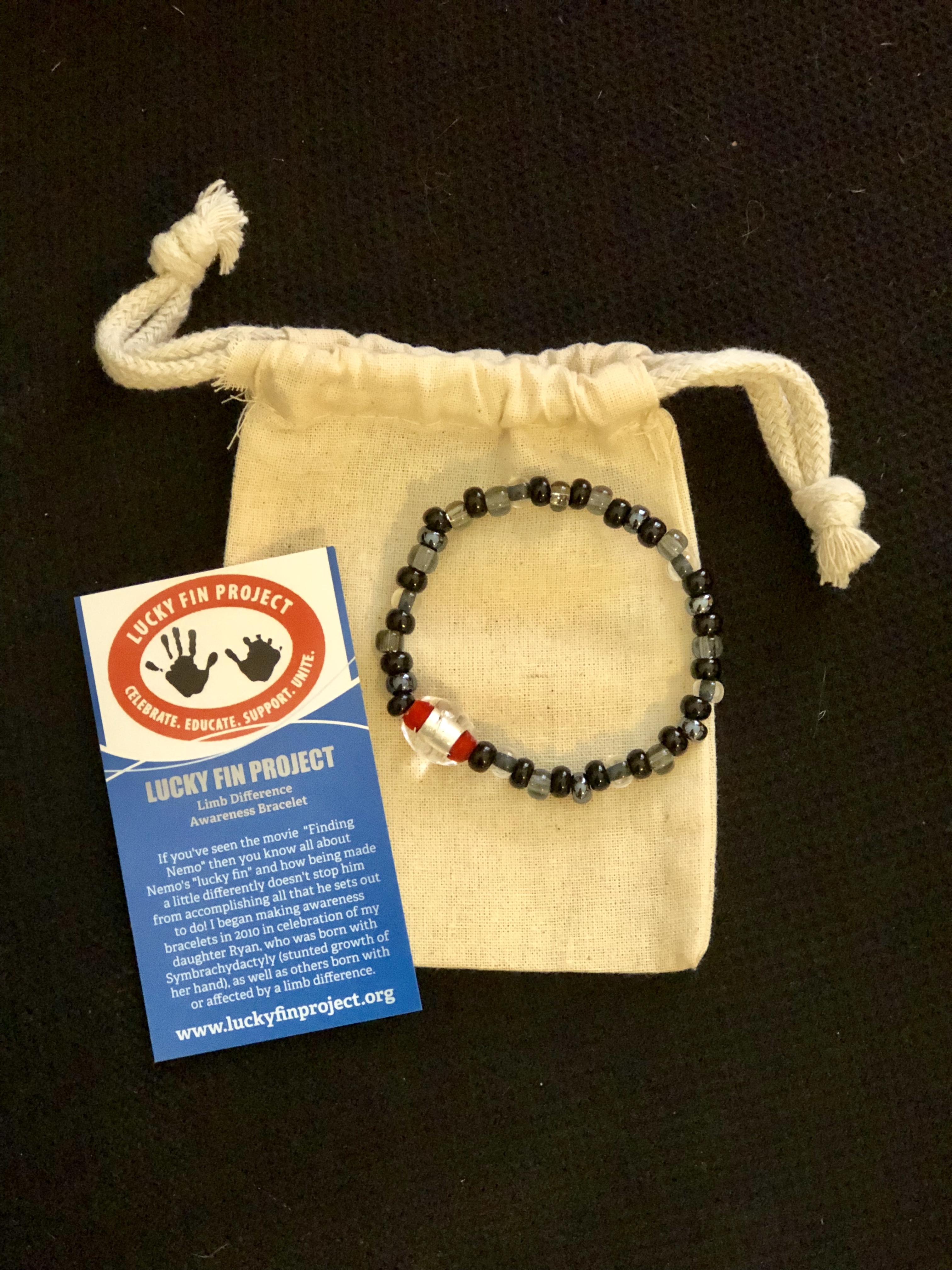 Lucky Fin Bracelet-Black