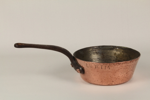 Lutetia Pan