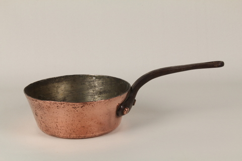 Lutetia Pan