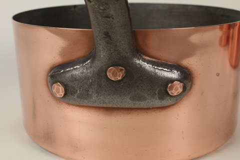 Set of 5 Nested Sauce Pans