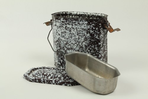 French Lunch Pail - Brown Enamel 0074