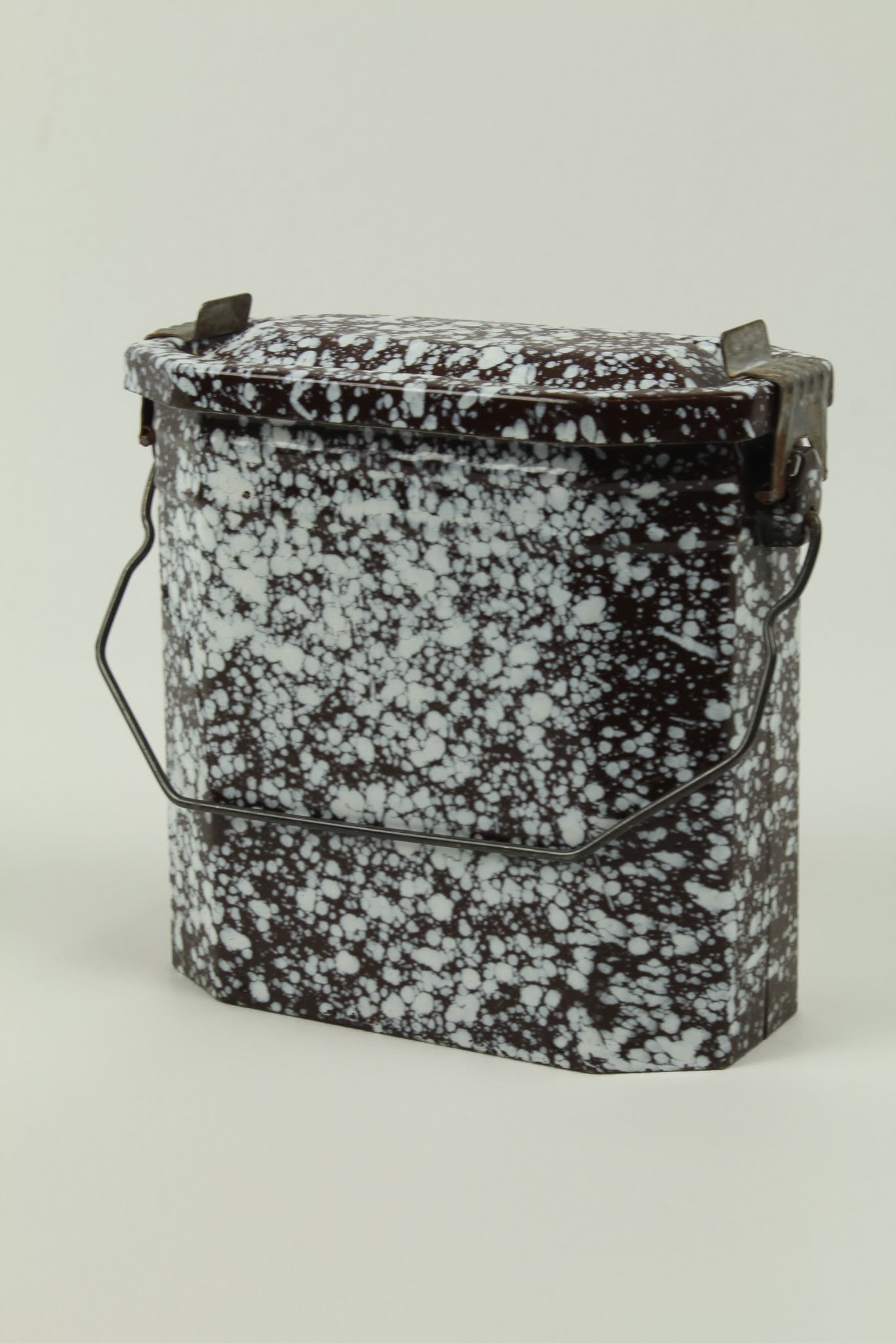 French Lunch Pail - Brown Enamel