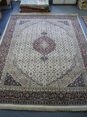 Indian Chakhari Rug Cream/Red Indian Chakhari Rug Cream/Red