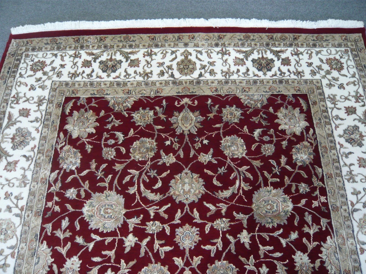Fine Indian Wool/Silk Rug