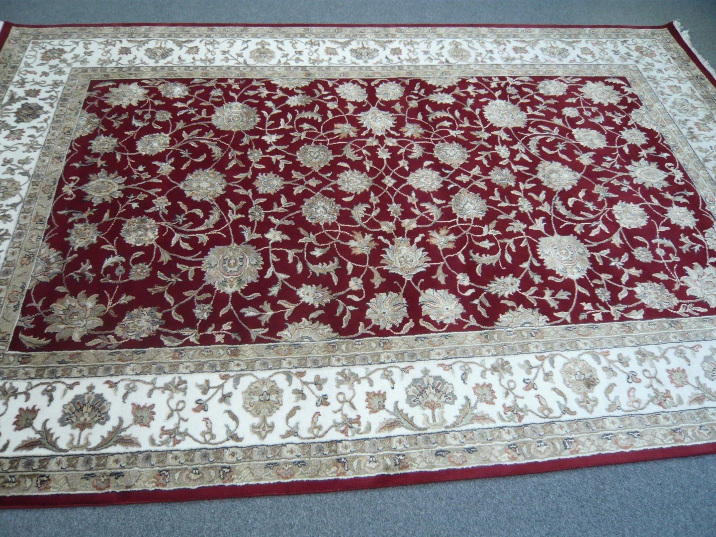 Fine Indian Wool/Silk Rug