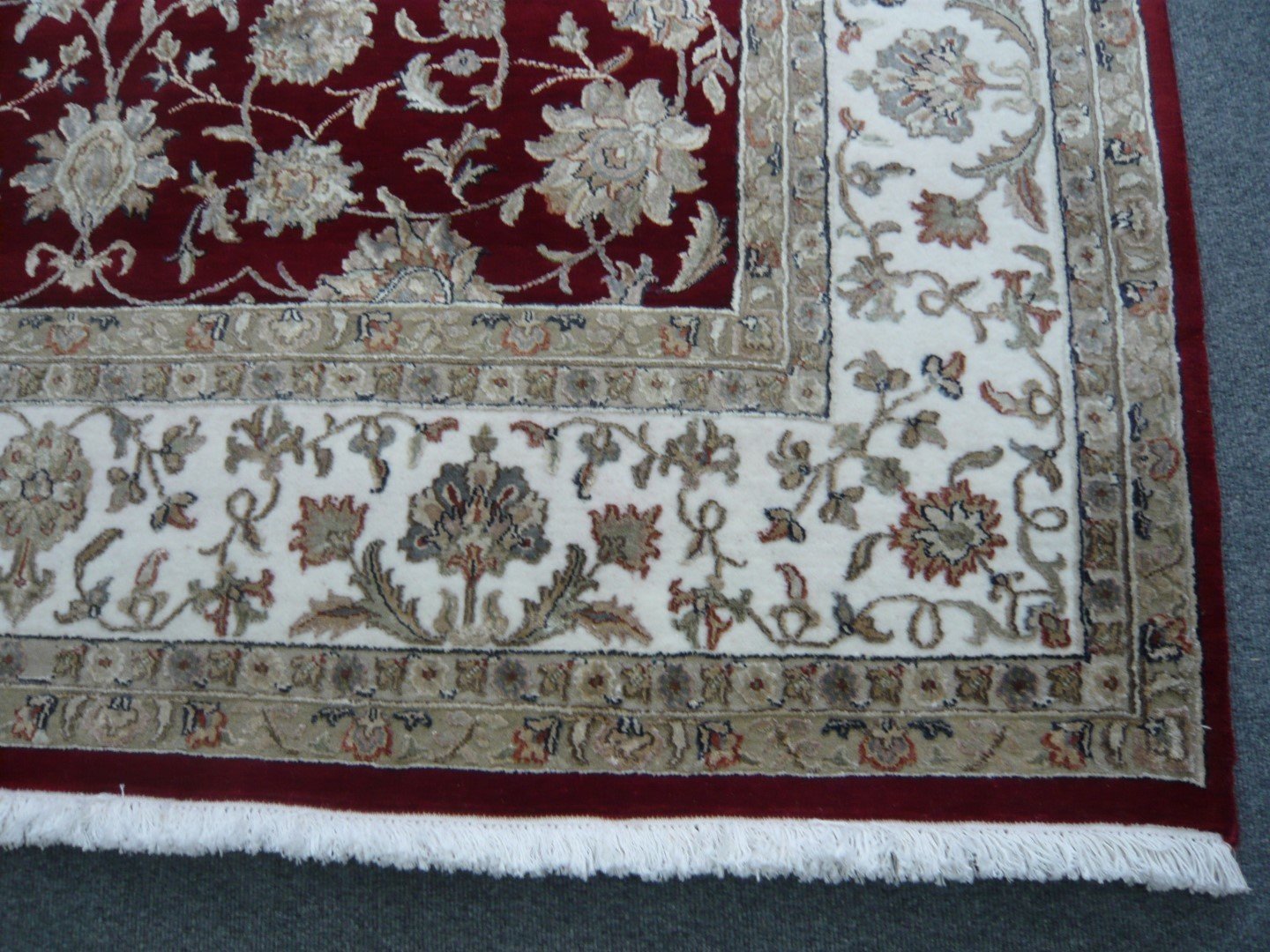 Fine Indian Wool/Silk Rug