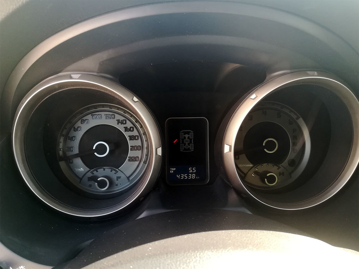 Mitsubishi Pajero 3.2 full oprema