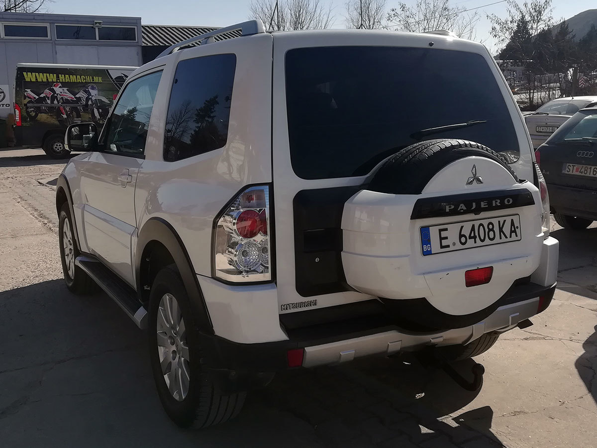 Mitsubishi Pajero 3.2 full oprema
