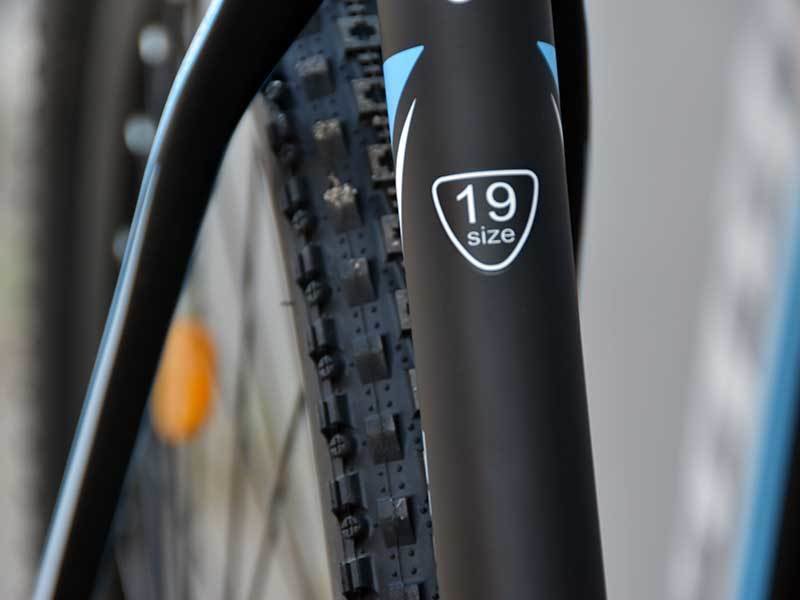 CARBON 980 CB DEORE