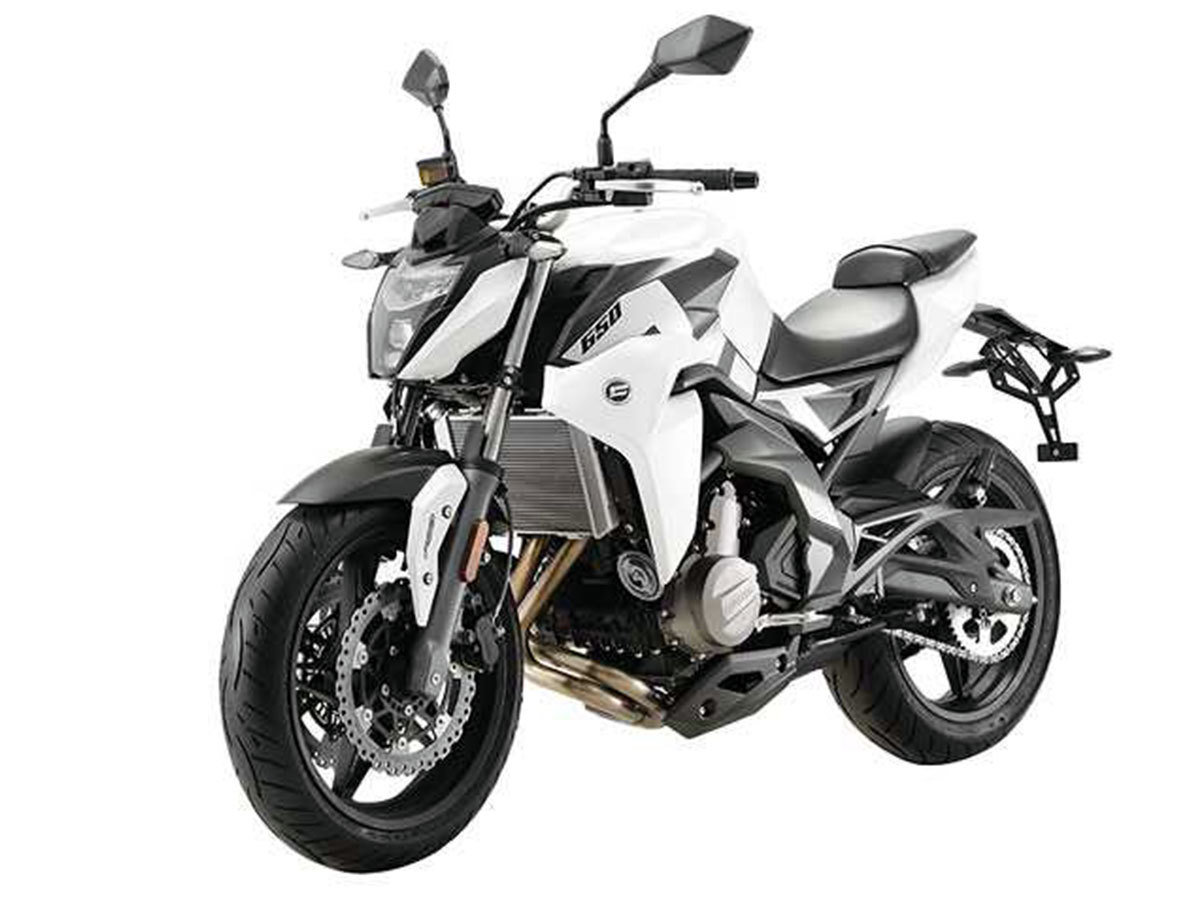 CF MOTO 650 NK /////////