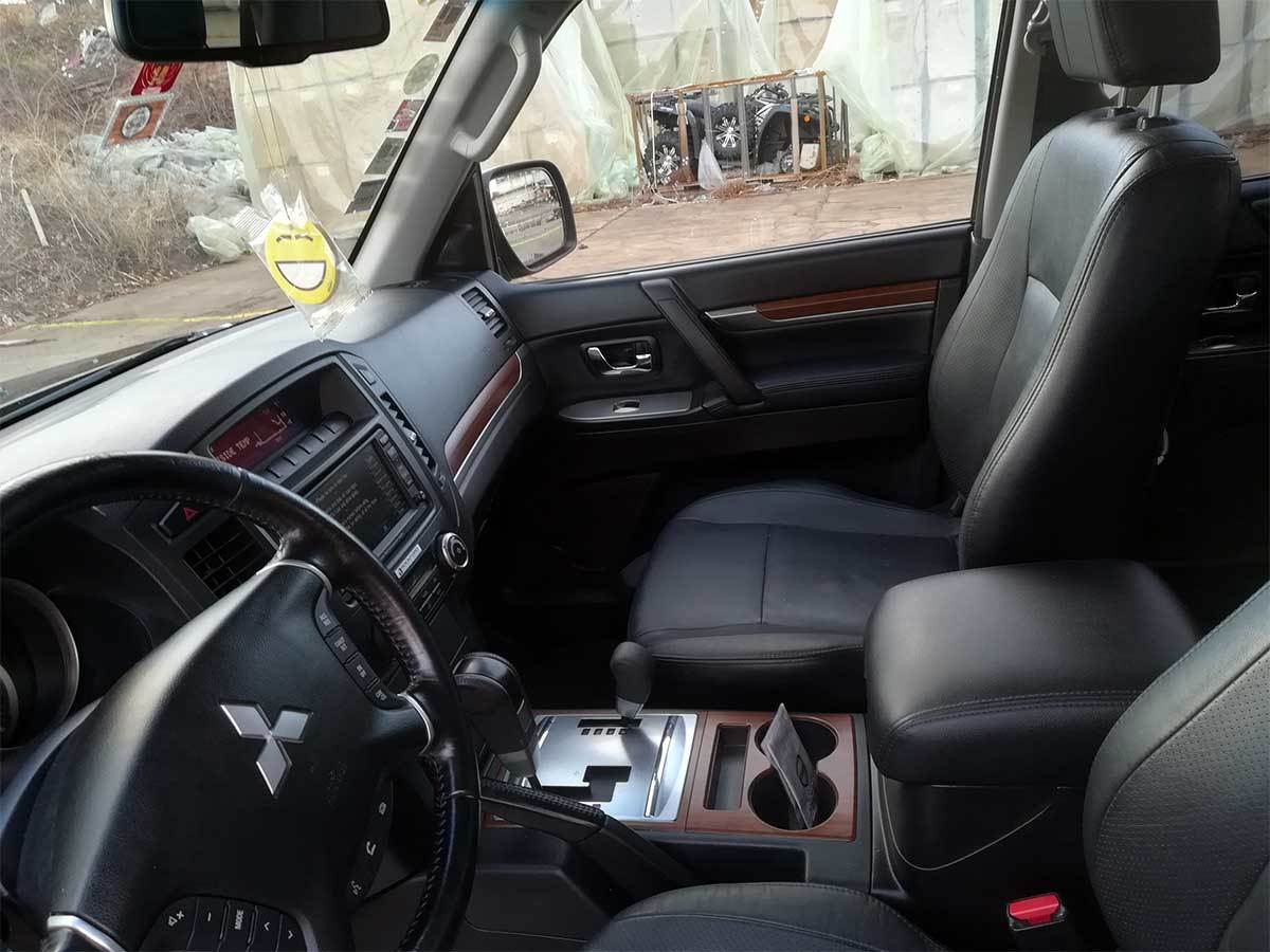 Mitsubishi Pajero 3.2 Full oprema