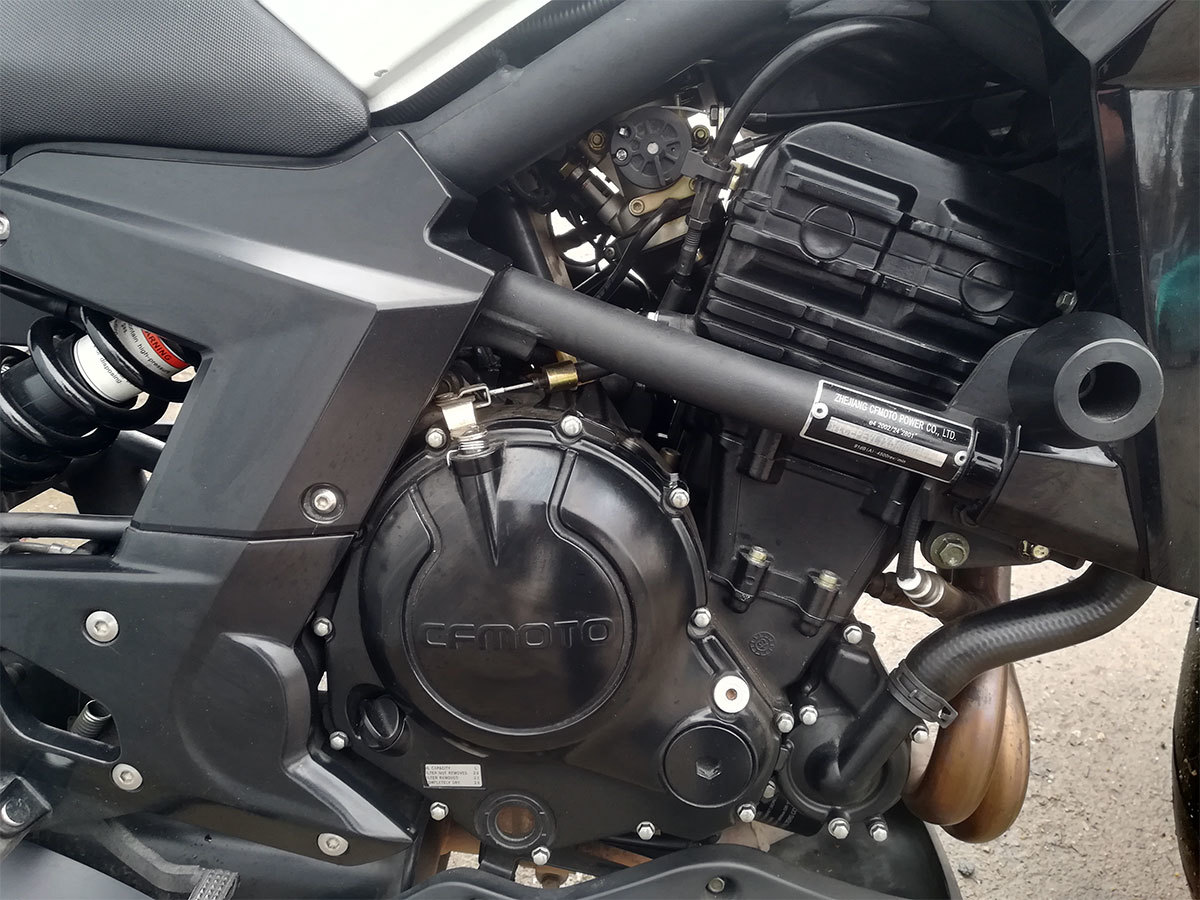 CF MOTO 650 NK