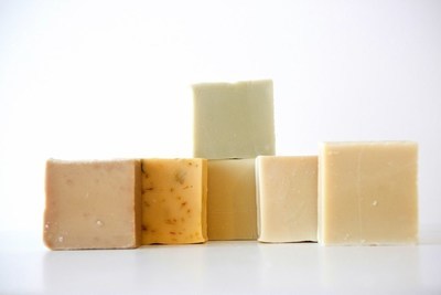 LOT de 6 SAVONS sans huile essentielle LOT de 6 SAVONS sans huile essentielle