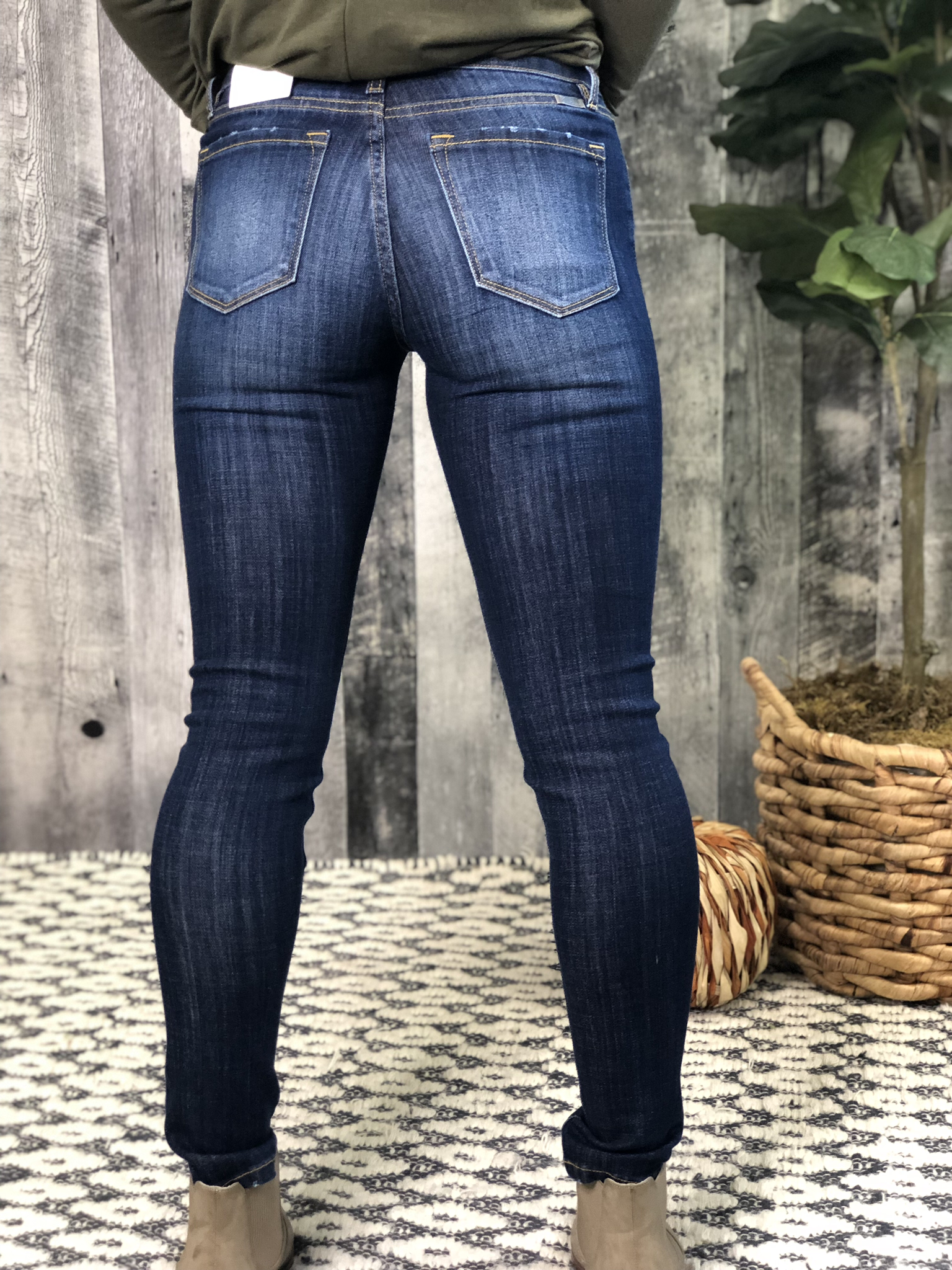 Kan Can Dark Wash Skinny Jean