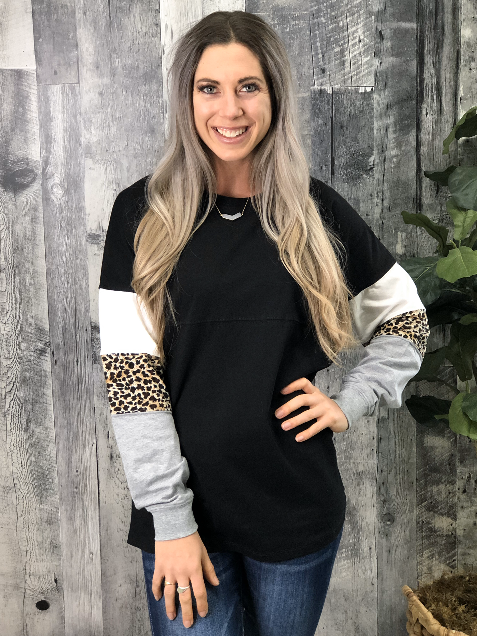 Color Block Sleeve Sweatshirt - Black 84053