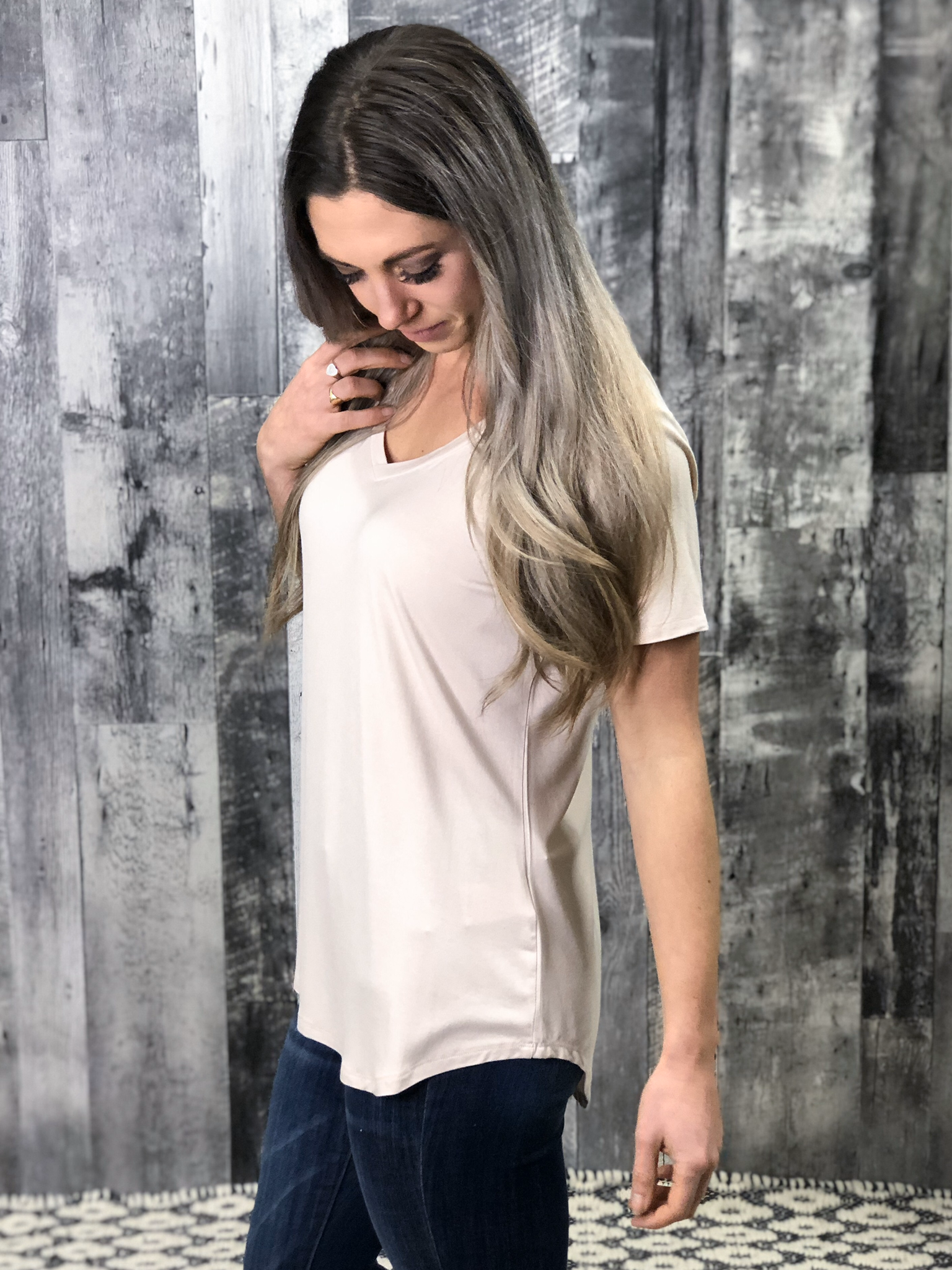 Subtle Sparkle Vneck Tee - Ivory