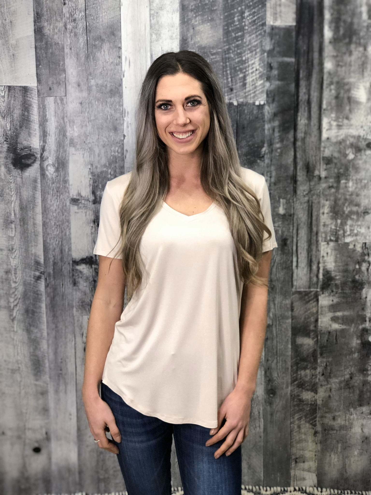 Subtle Sparkle Vneck Tee - Ivory 84475