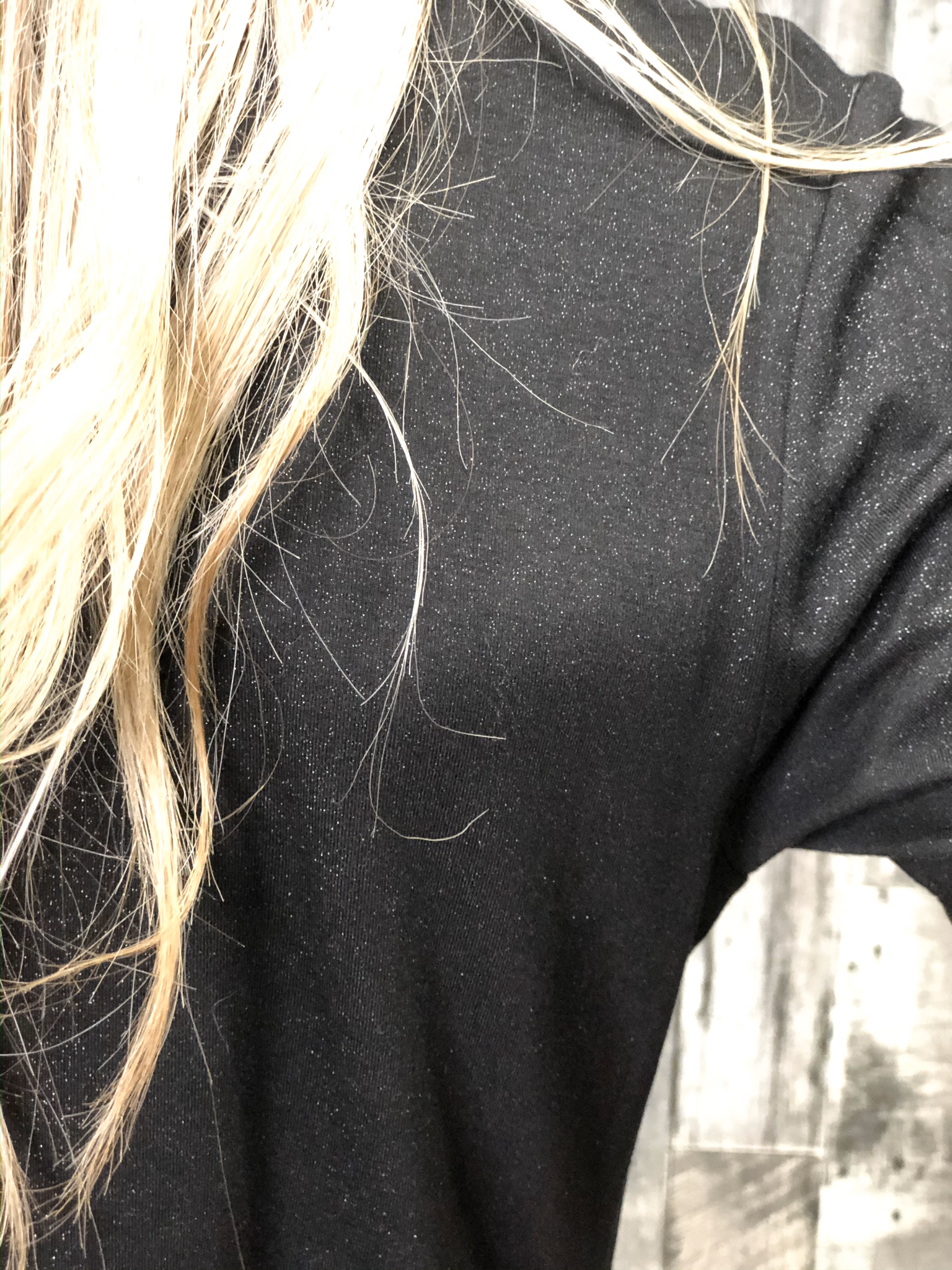 Subtle Sparkle Vneck Tee - Black