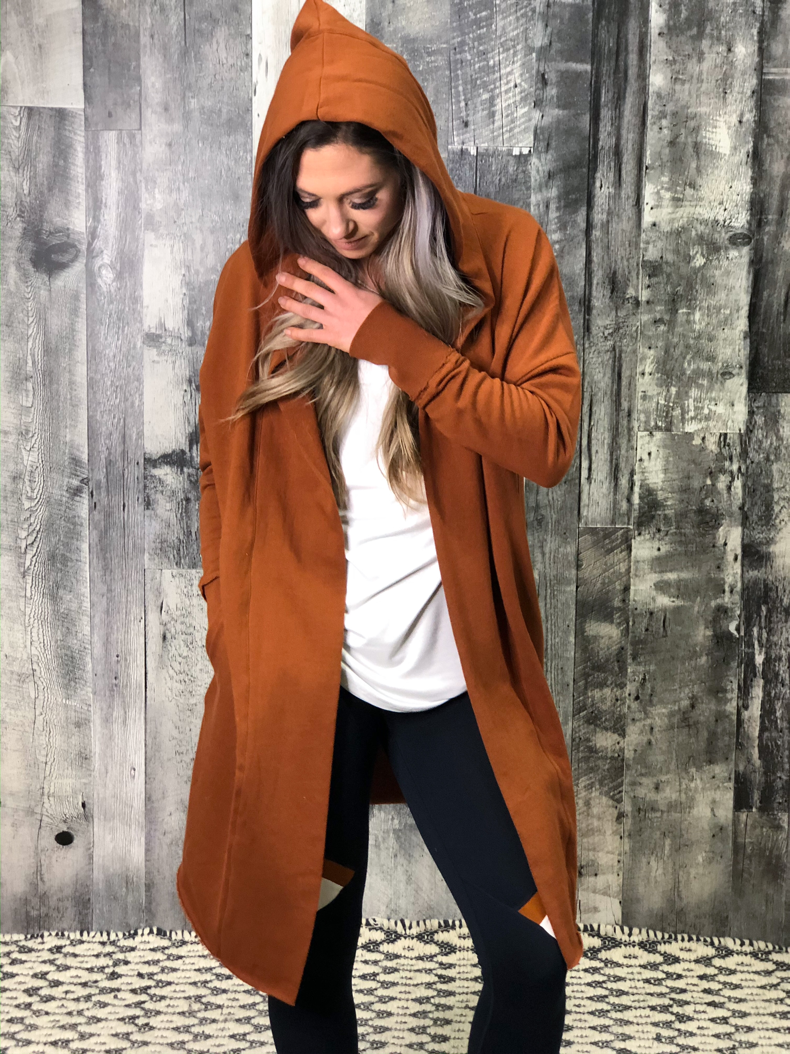 Long Athletic Shrug - Rust