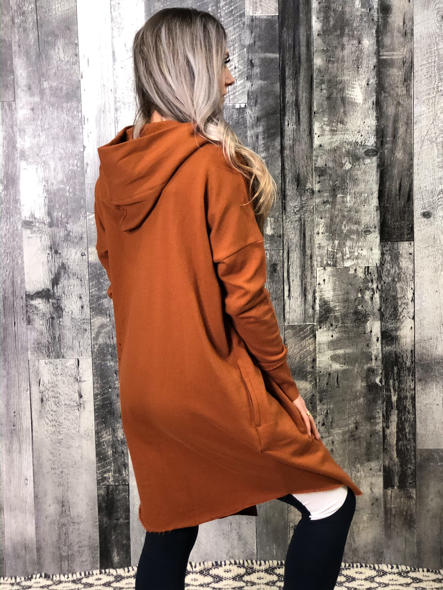 Long Athletic Shrug - Rust