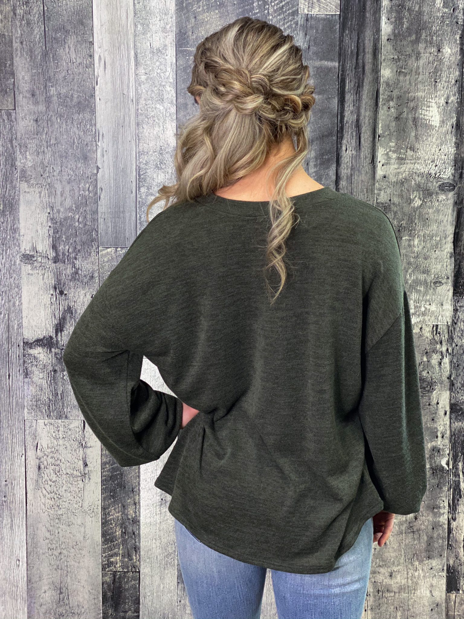 Green Vneck Bubble Sleeve Sweater