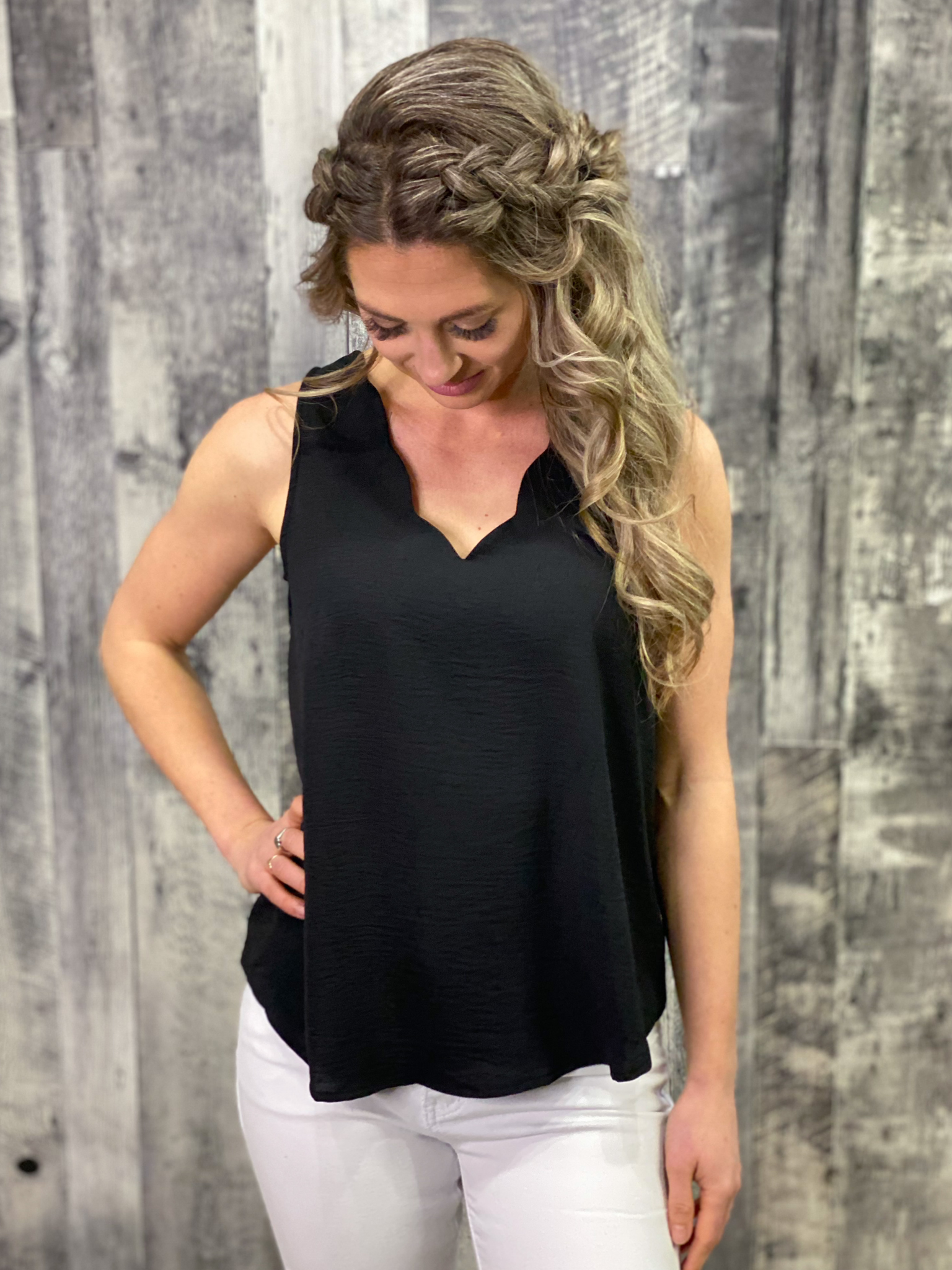 Black Scalloped Tank UR2H