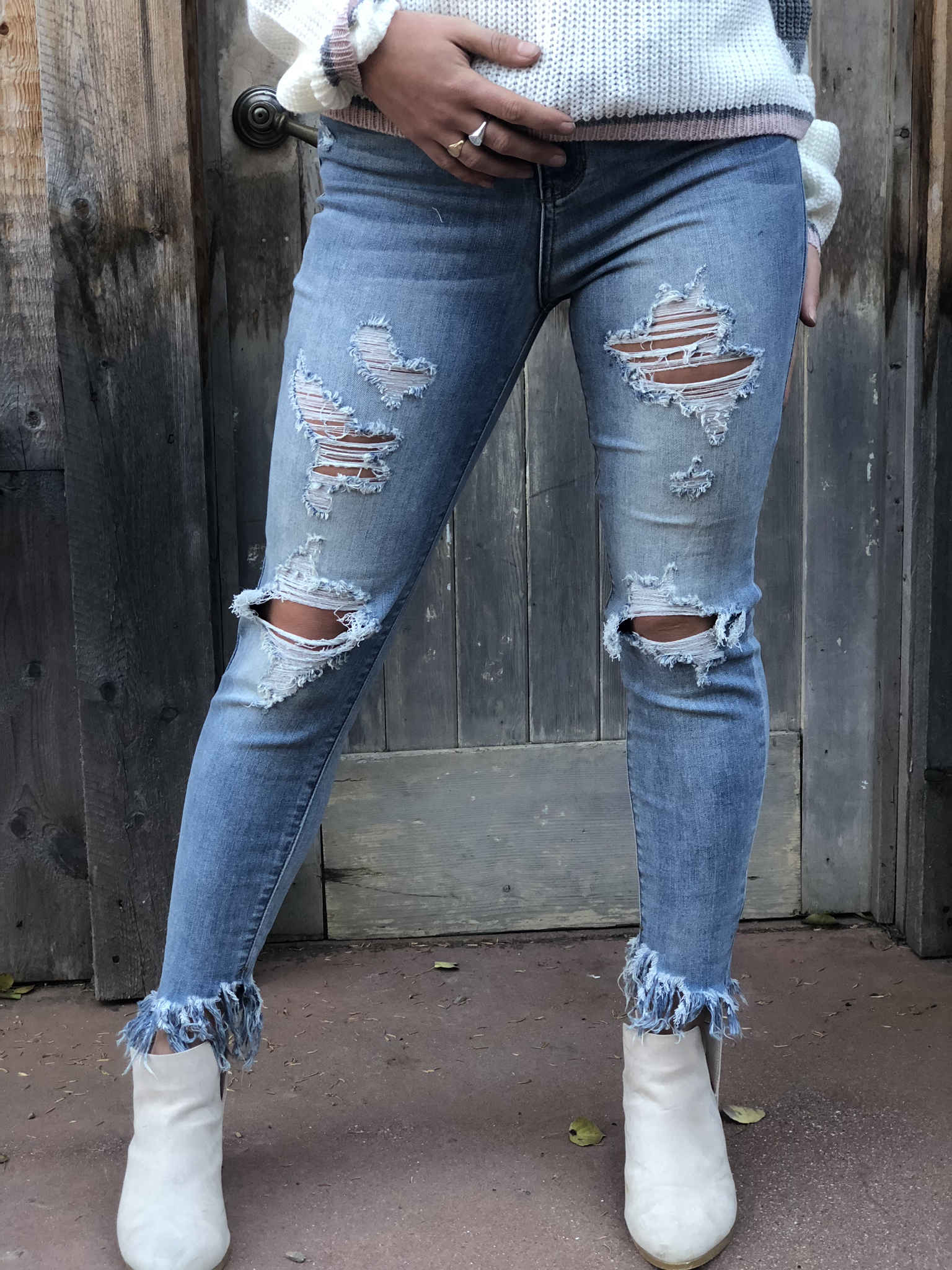 Distressed Ankle Frey Crop Jeans 999999639