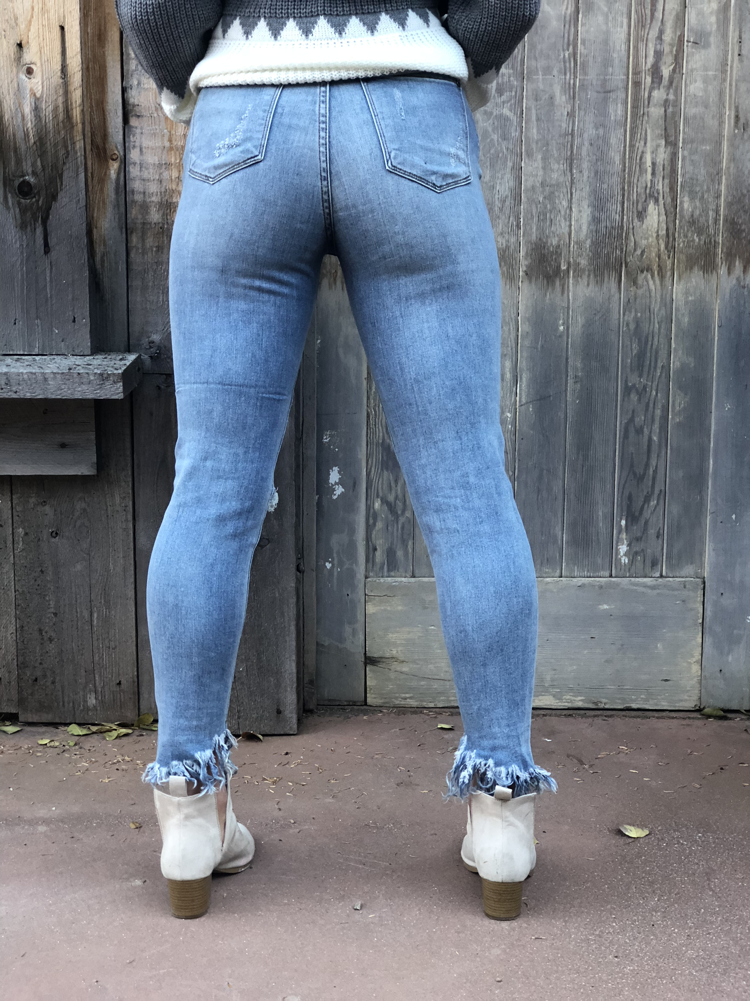 Distressed Ankle Frey Crop Jeans