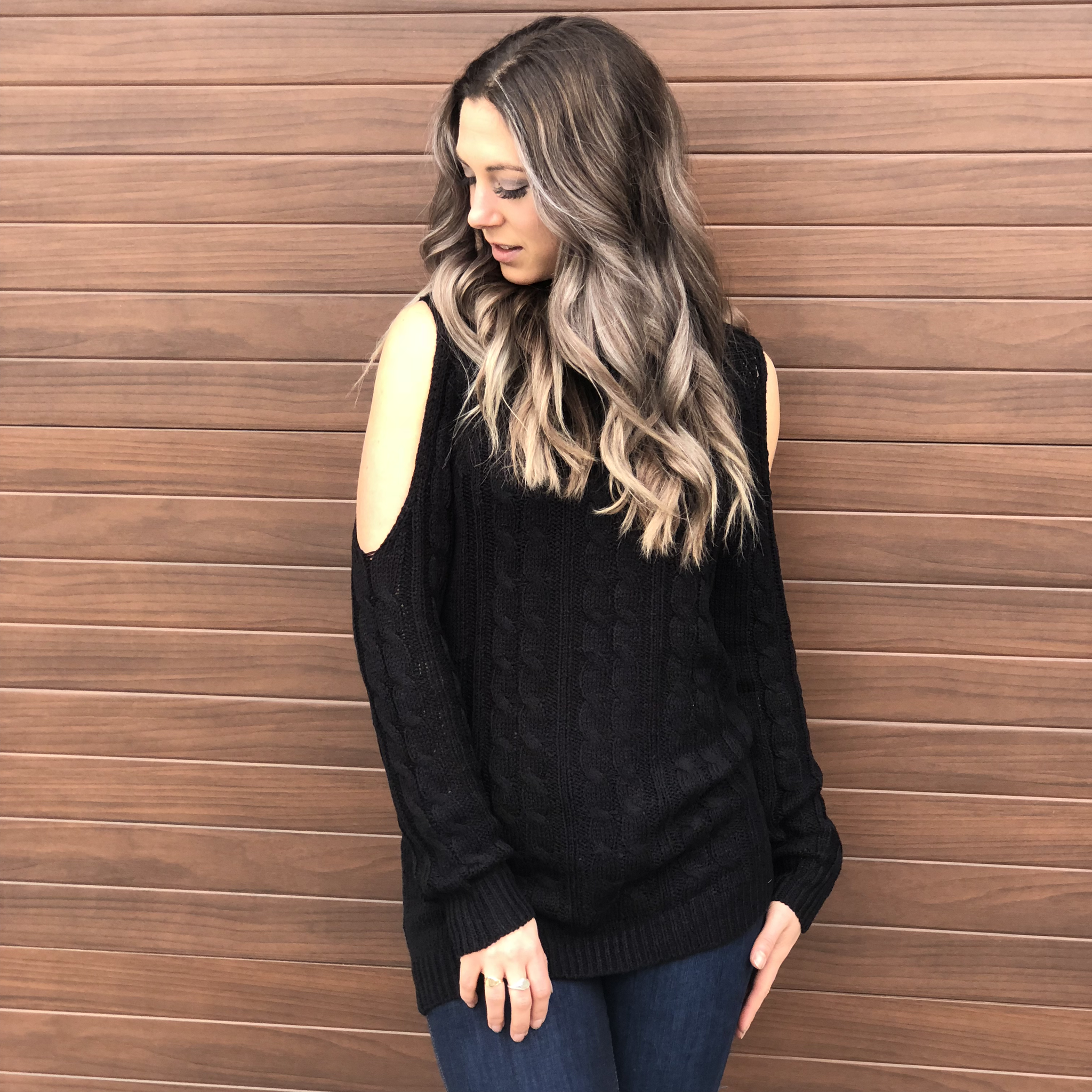 Cold Shoulder Cuddles - Black