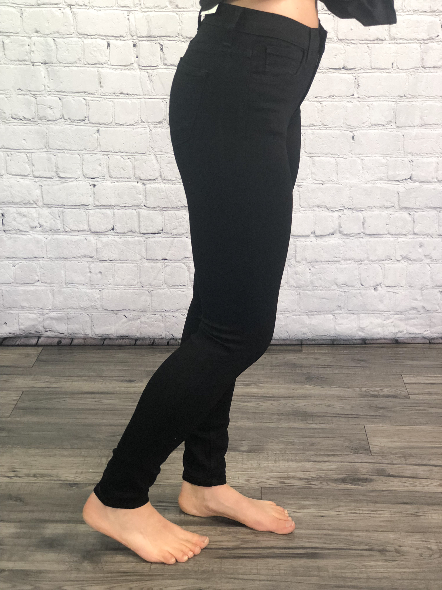 Black Mid Rise Skinny Jean