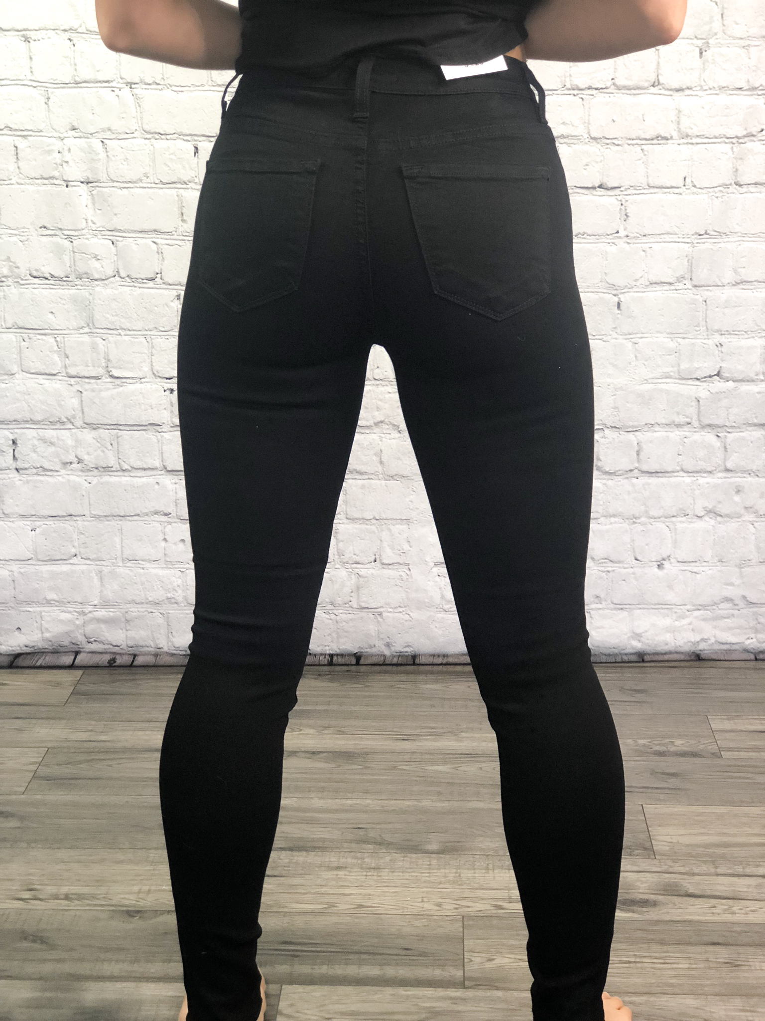 Black Mid Rise Skinny Jean