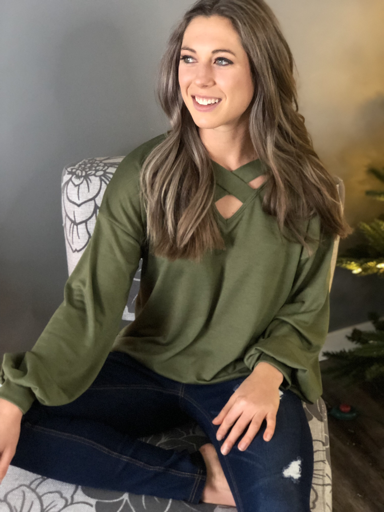 The Yule Tide Top - Olive 84674