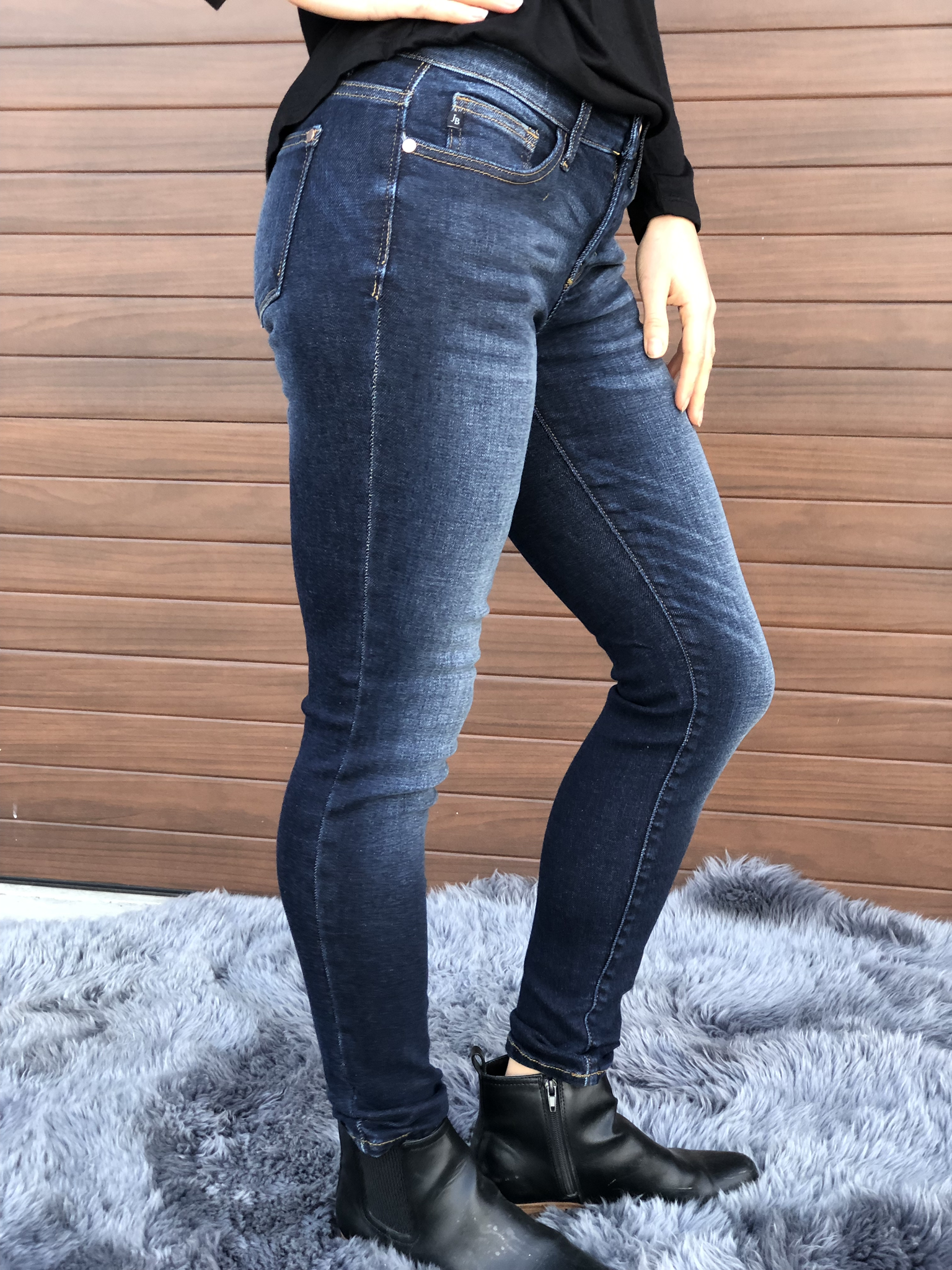 Judy Blue Dark Wash Distressed Jean Size 31 Only