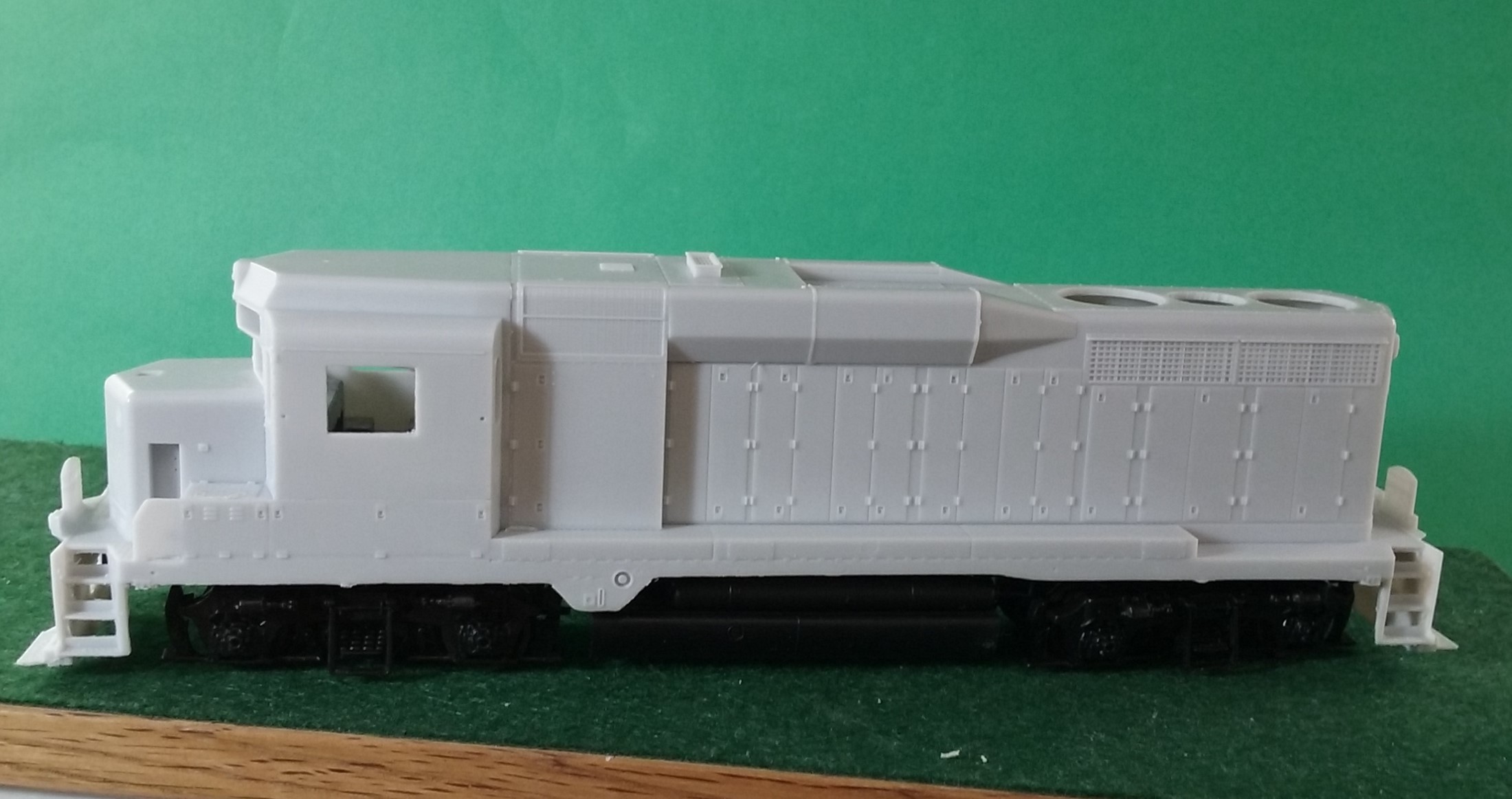 HO Scale CNW EMD GP30 Non Dynamic Locomotive Shell, by Pacific Northwest Resin HO231