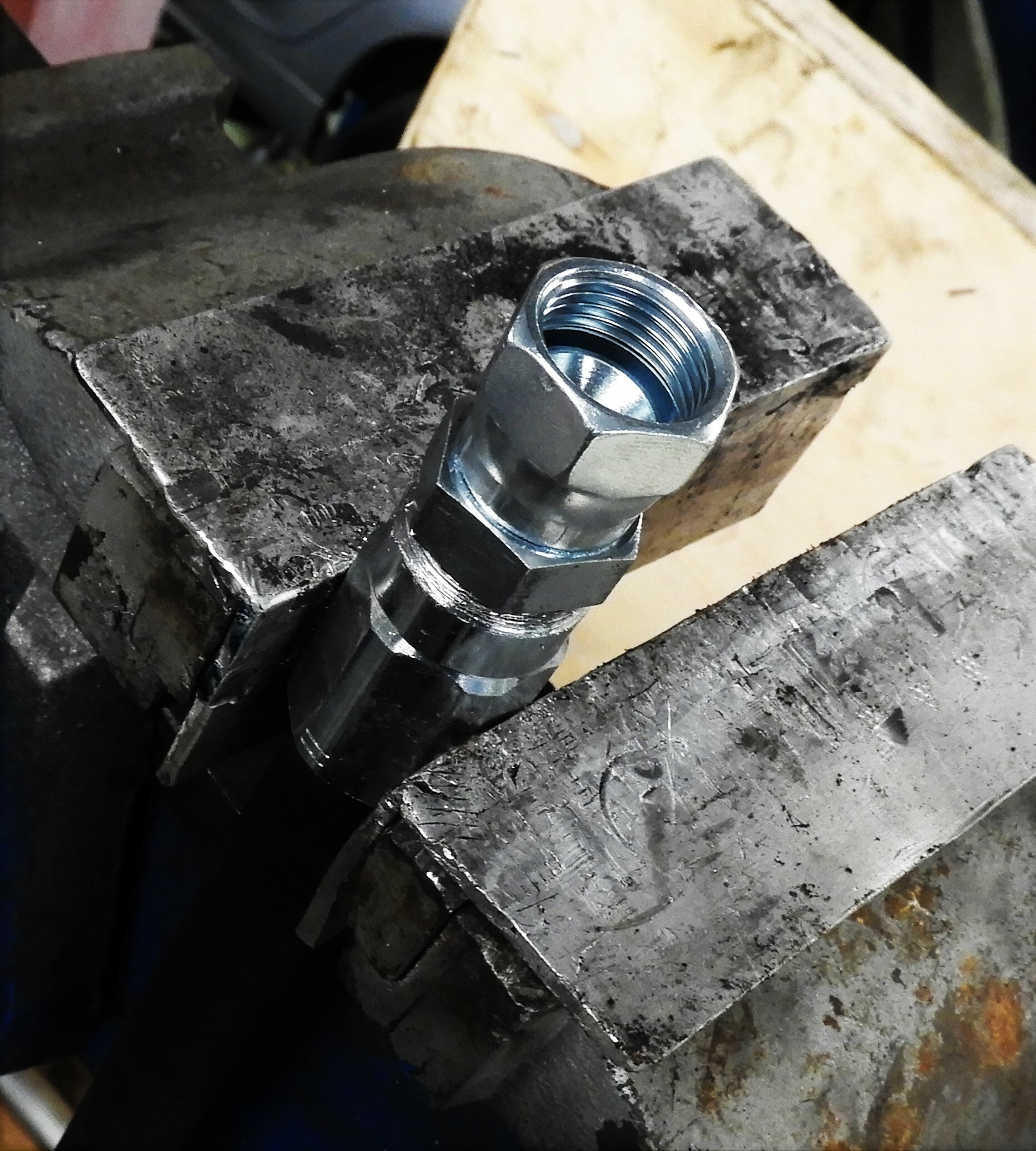 Reusable Hydraulic Hose Fittings JIC Male/Female 7/16",9/16",3/4", 7/8