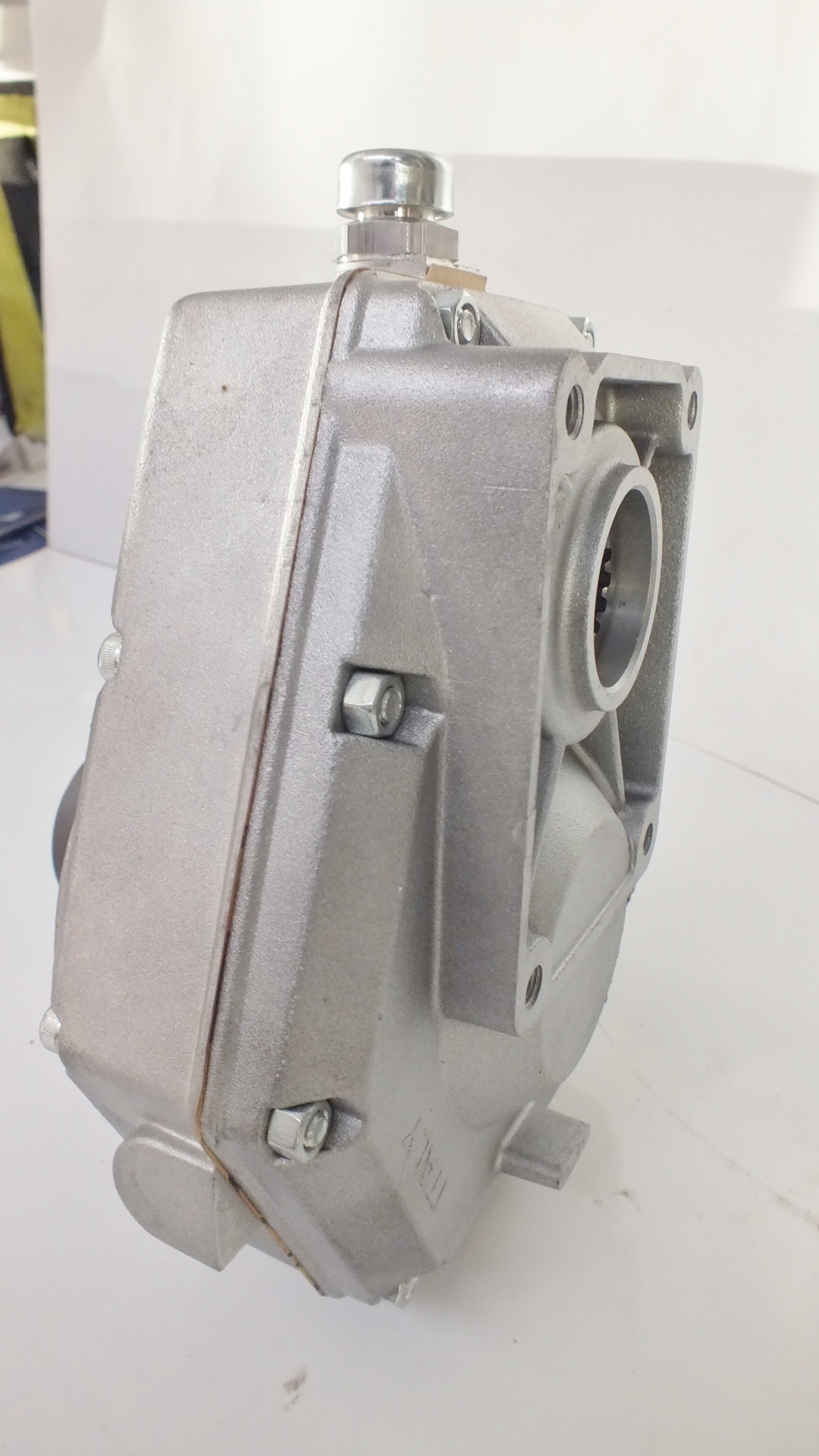 PTO SPEED INCREASE GEARBOX WITH HYDRAULIC PUMP ITALIAN MADE QUALITY UP
