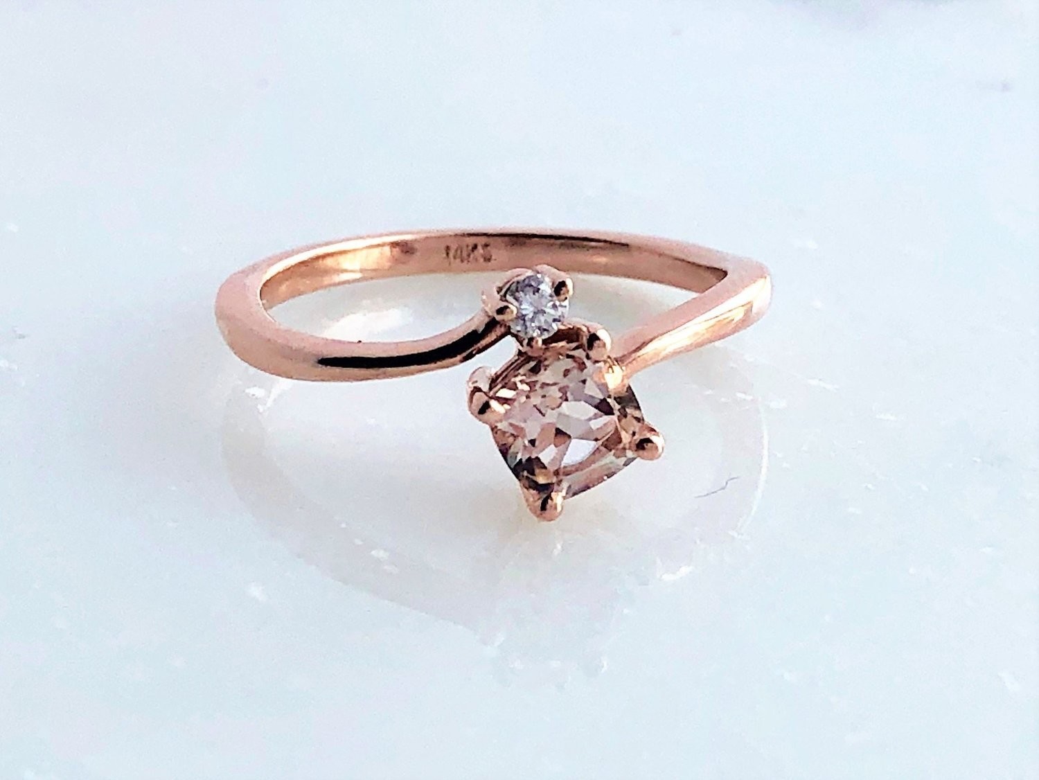 Rg127 14k Rose Gold Morganite Diamond Ring