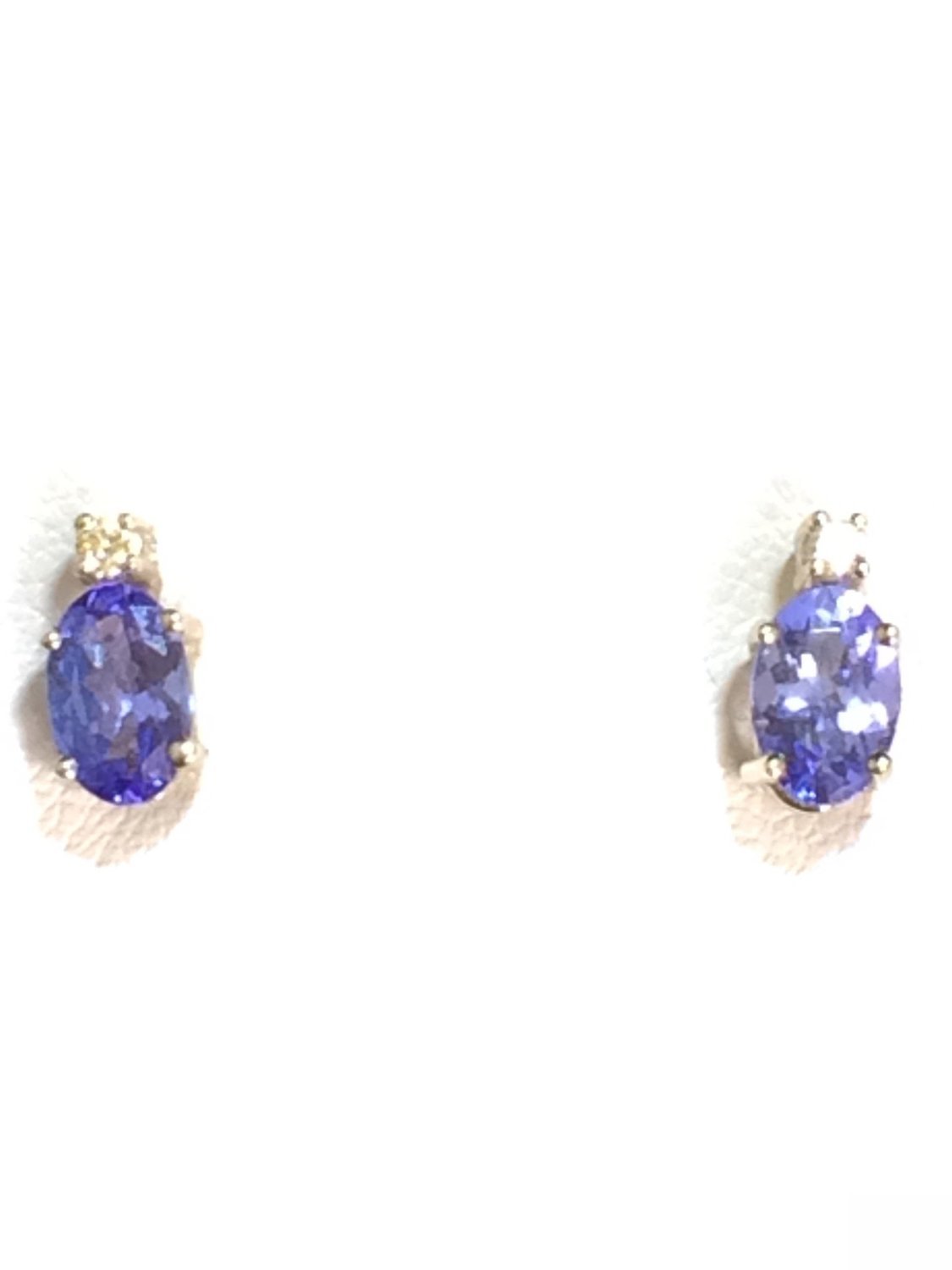 Grandeur E142 14k White Gold Tanzanite Diamond Stud Earrings