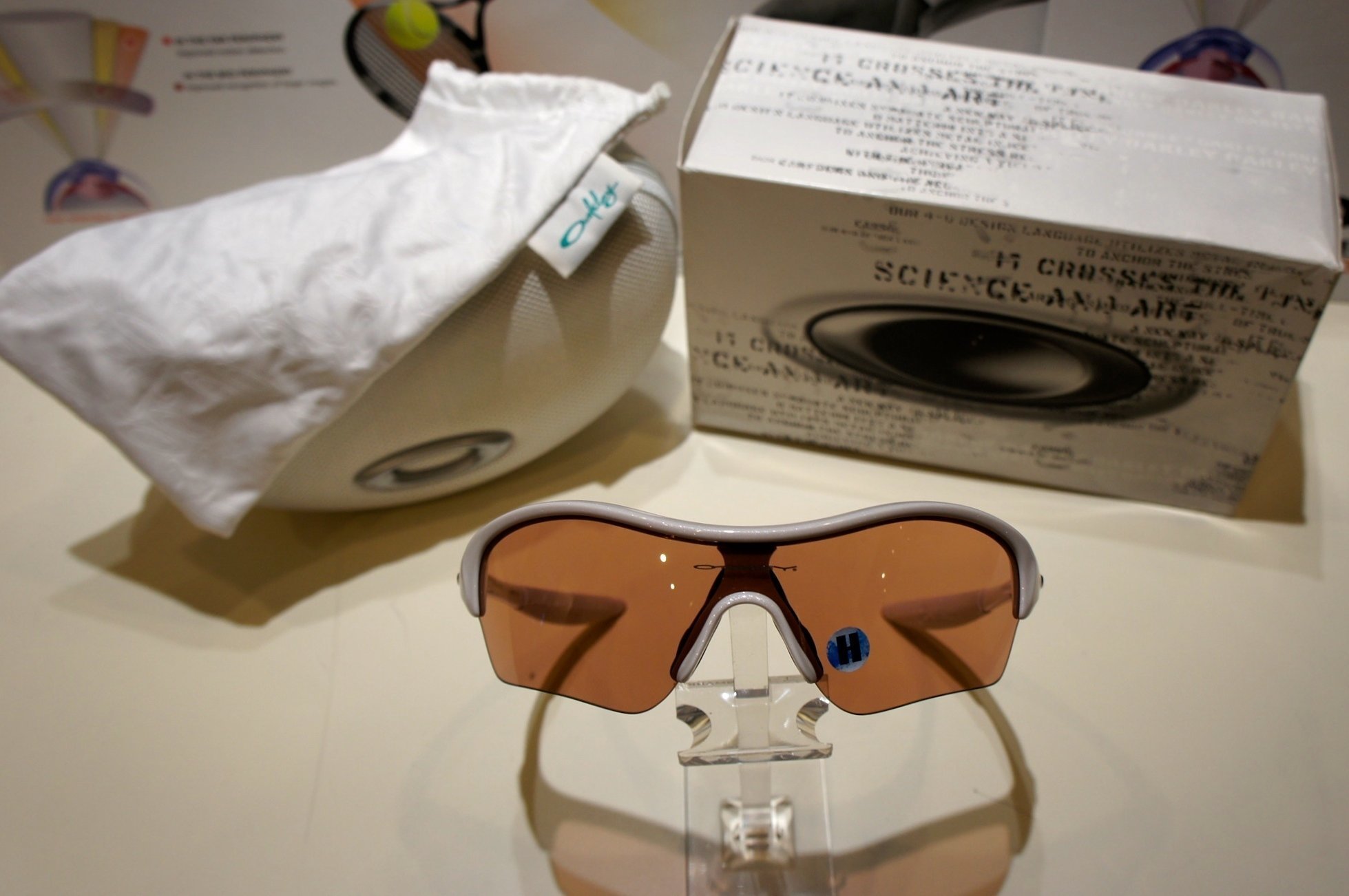 Oakley Endure EDGE - Pearl Wht w - G30 Black Iridium 9073 09-809