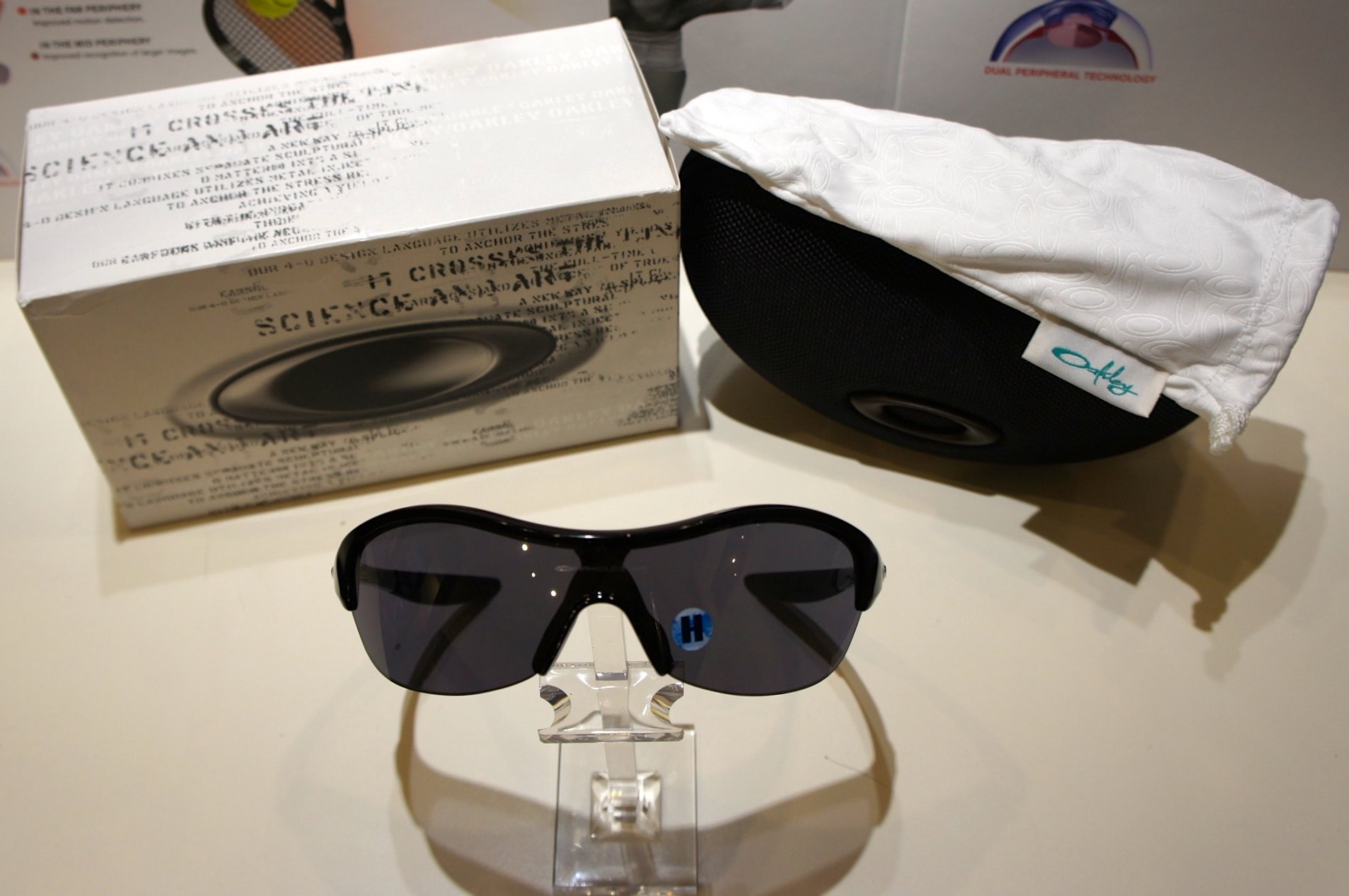 Oakley Endure PACE - Metallic Black - Black Iridium 9072 09-801