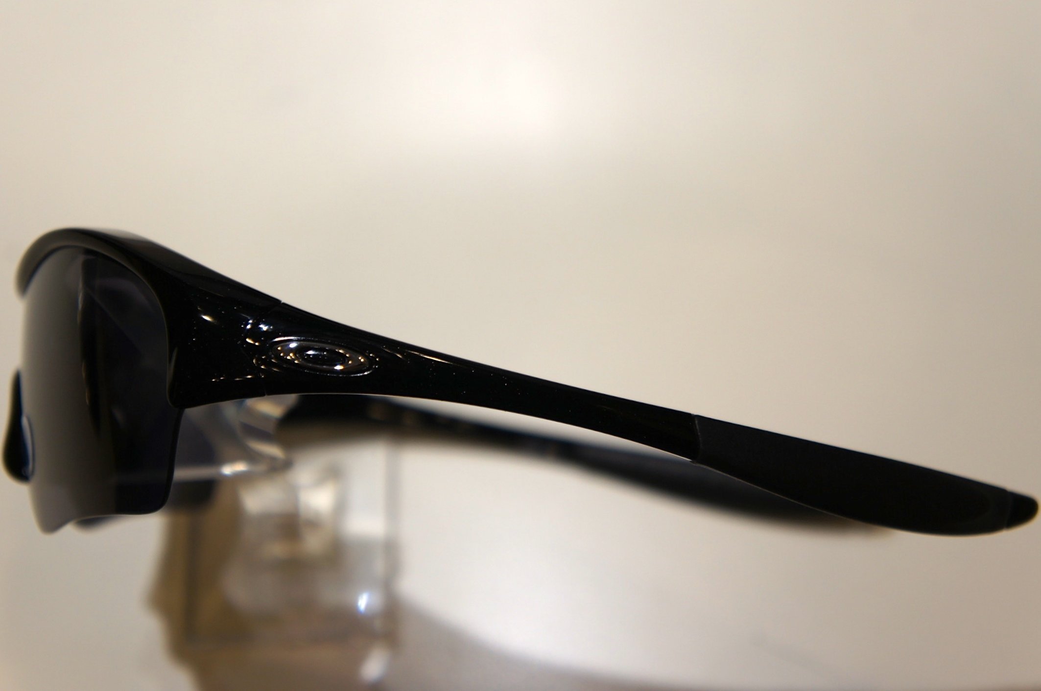 Oakley Endure EDGE - Metallic Black - Black Iridium