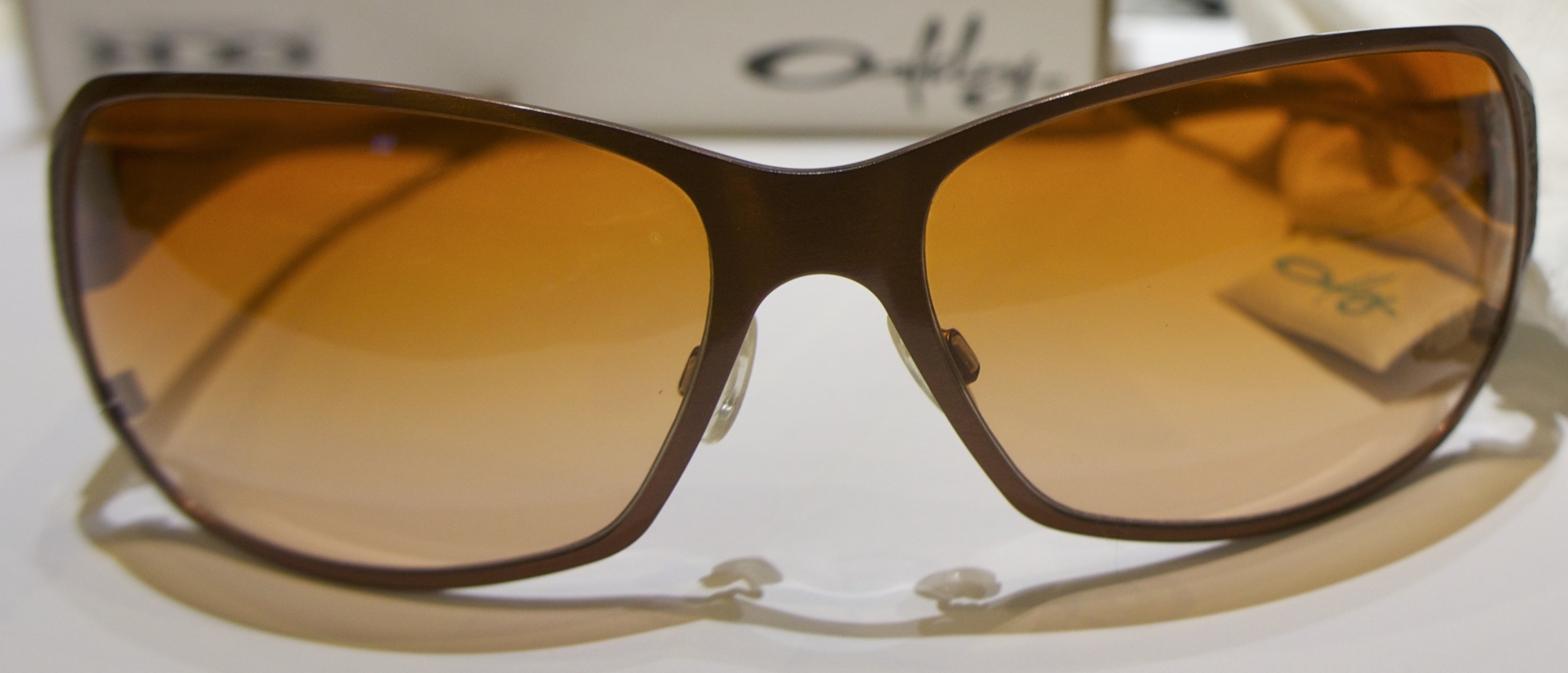 Oakley Behave - Brushed Bronze - VR50 Brown Gradient (DIFETTATE)