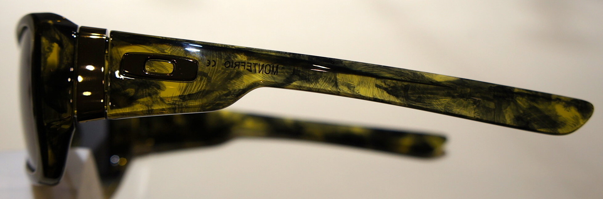 Oakley Montefrio - Olive Tortoise - Grey