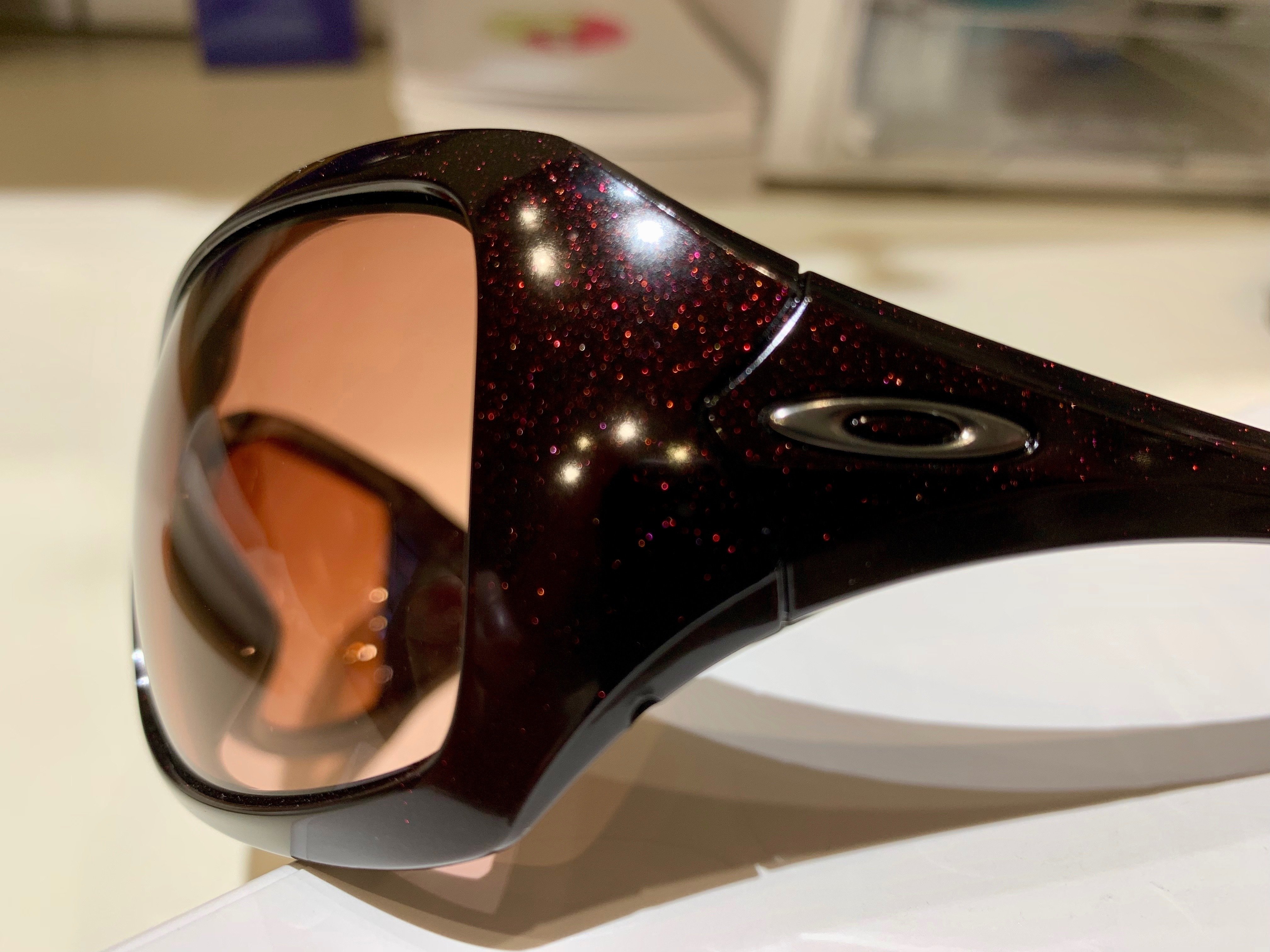 Oakley Ravishing - Cinder Red - G40 Black Gradient